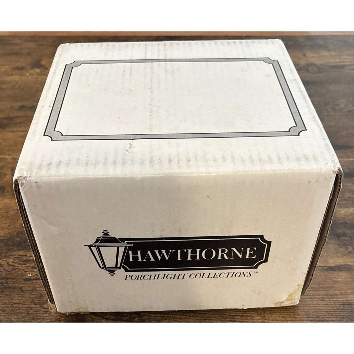 Hawthorne Rockwell's Christmas in Stockbridge "The Library" 3303 B w/ Light Kit