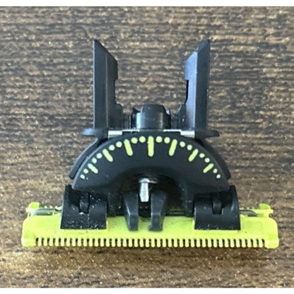 Philips Norelco OneBlade 360 Face Hybrid Electric Beard Trimmer Shaver QP2724/90