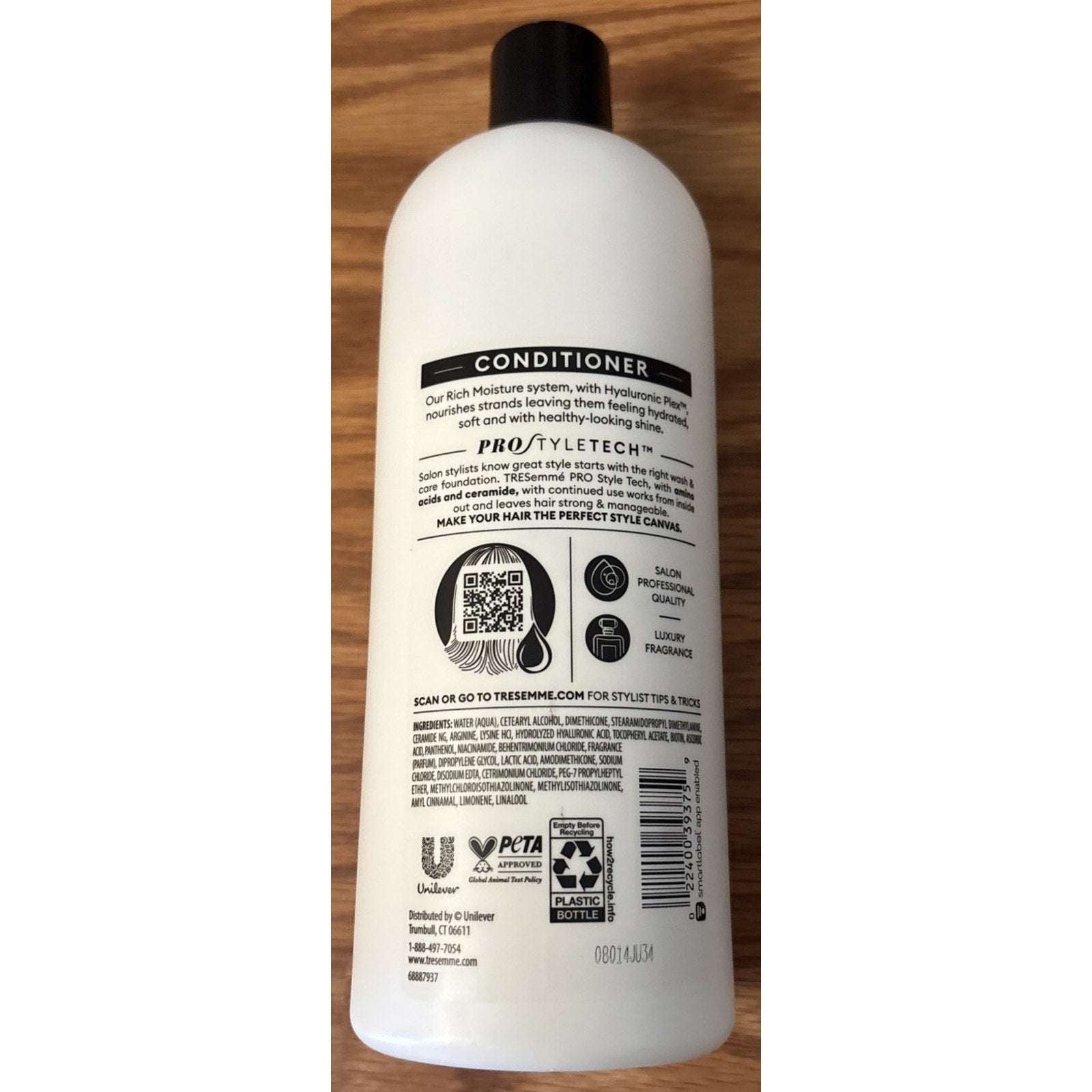 TRESemme Rich Moisture Hyaluronic Plex Conditioner Pro Styletech 28 Fl Oz