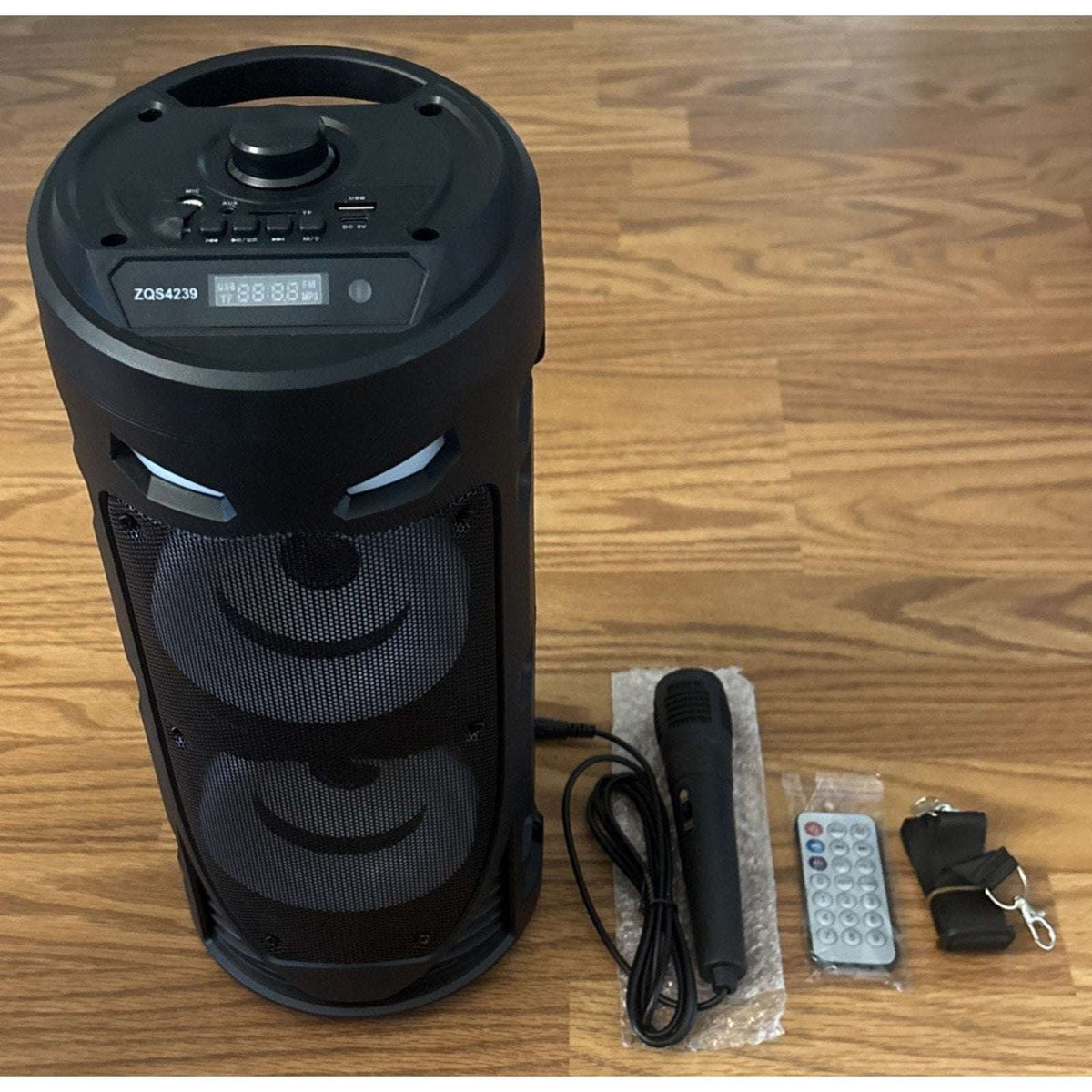 Sing-e ZQS4239S Portable Super Bass LED Speaker w/ Remote, USB/AUX, 1800mAh, Mic