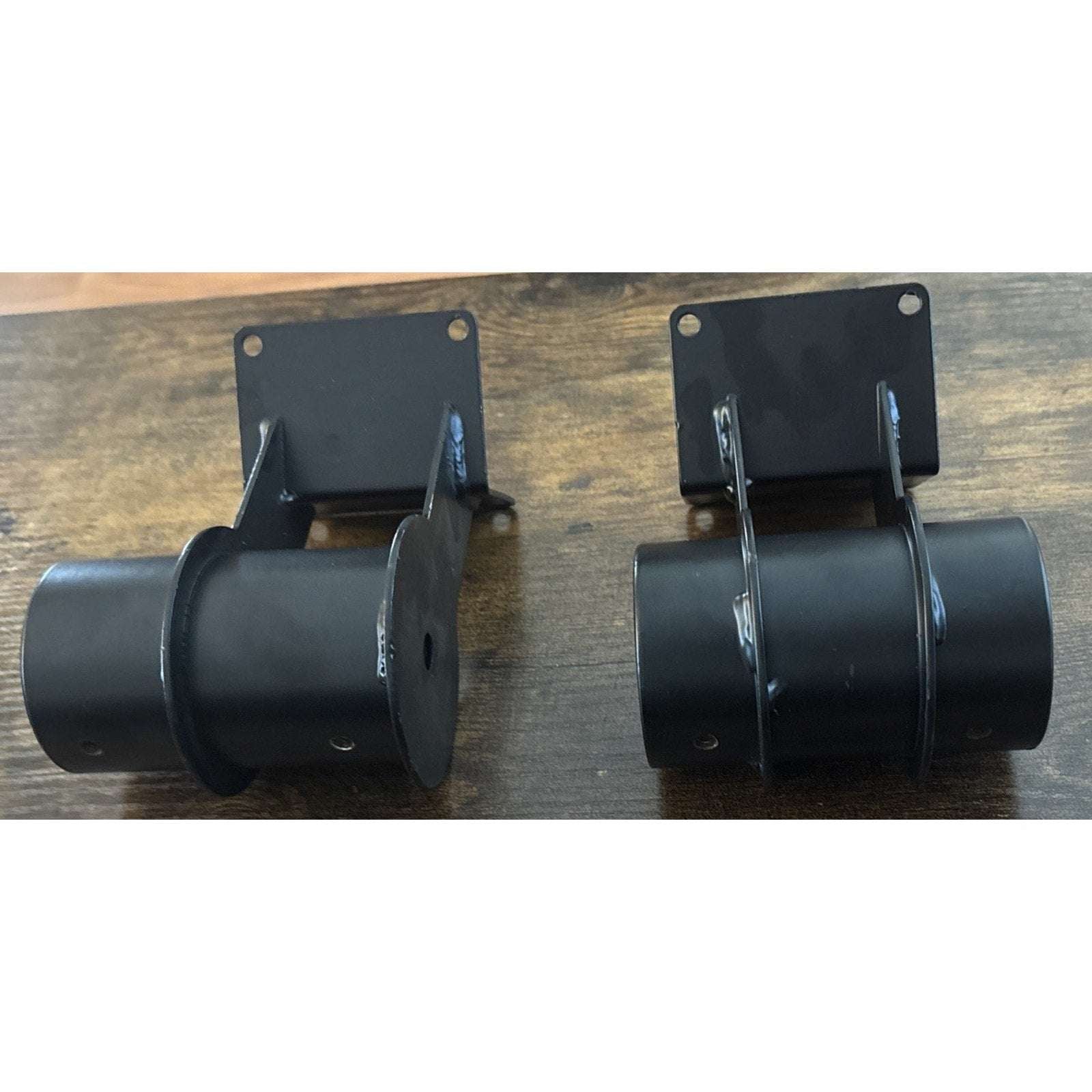 2Pc Steel Patio Umbrella Holder Corner Deck Mount Outdoor Umbrella Clamp Bracket