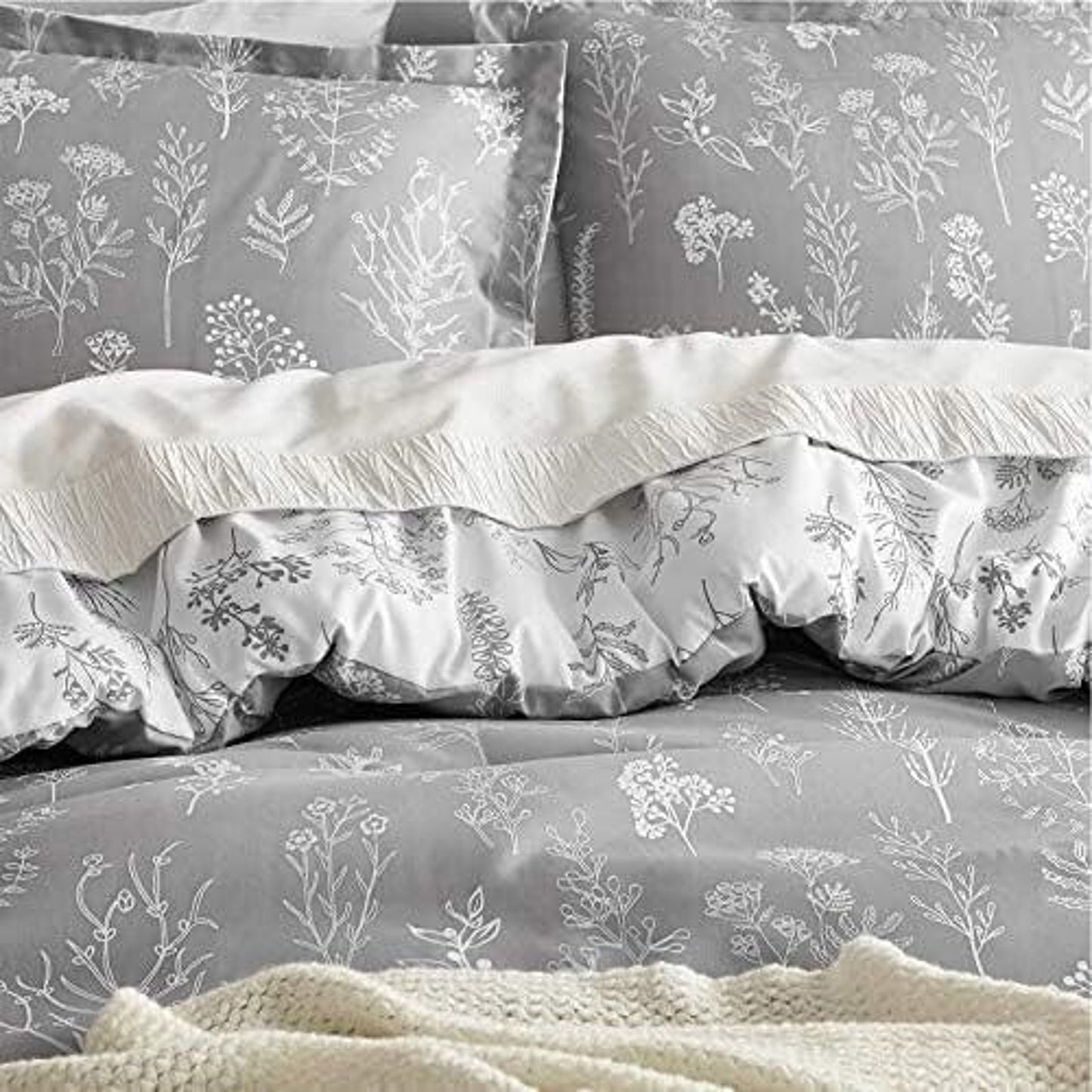 Bedsure Queen Comforter Set - Gray & White Cute Floral Bedding - Reversible