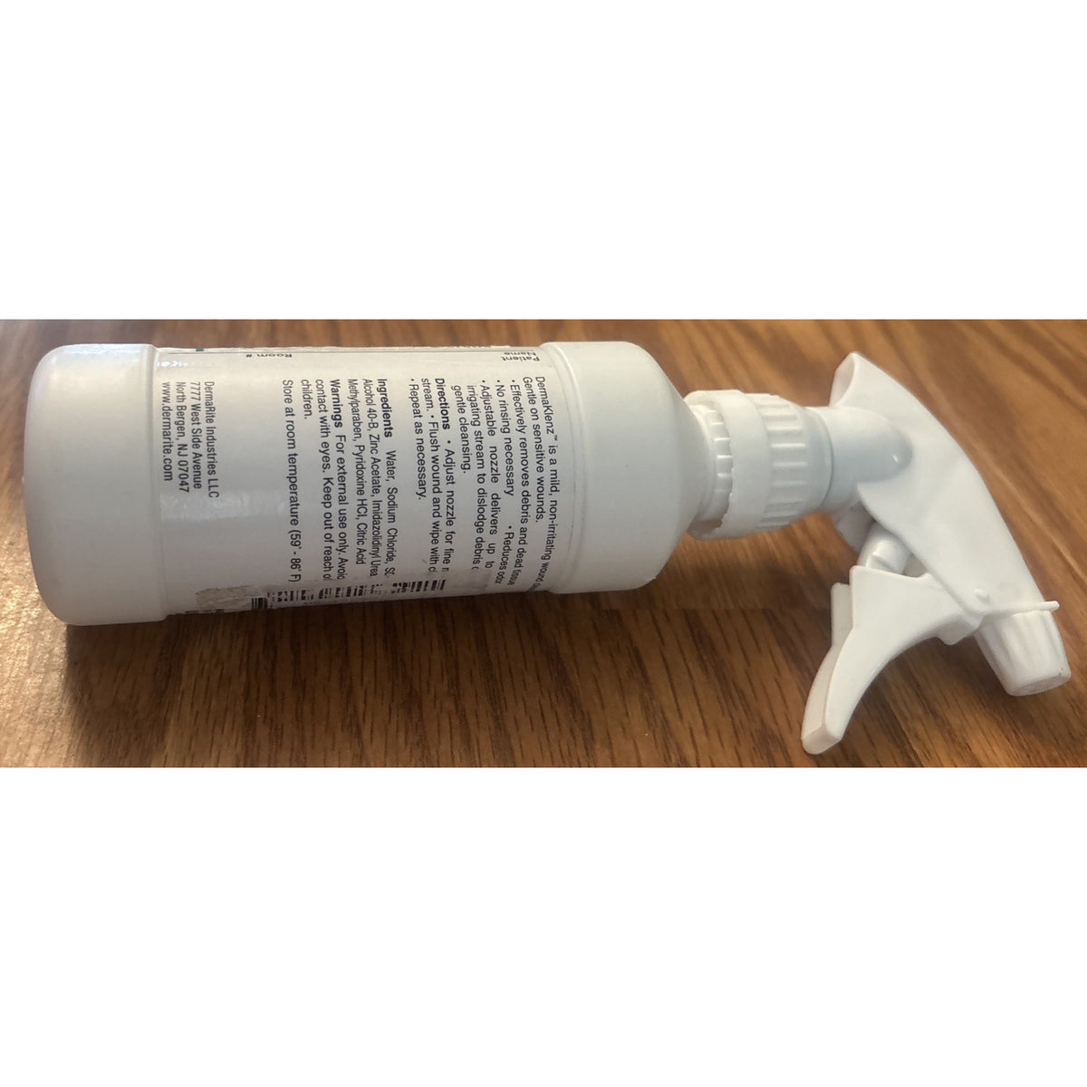 Derma Klenz Gentle and Mild Wound Cleanser Spray Bottle 237ml/ 8 fl oz DermaRite