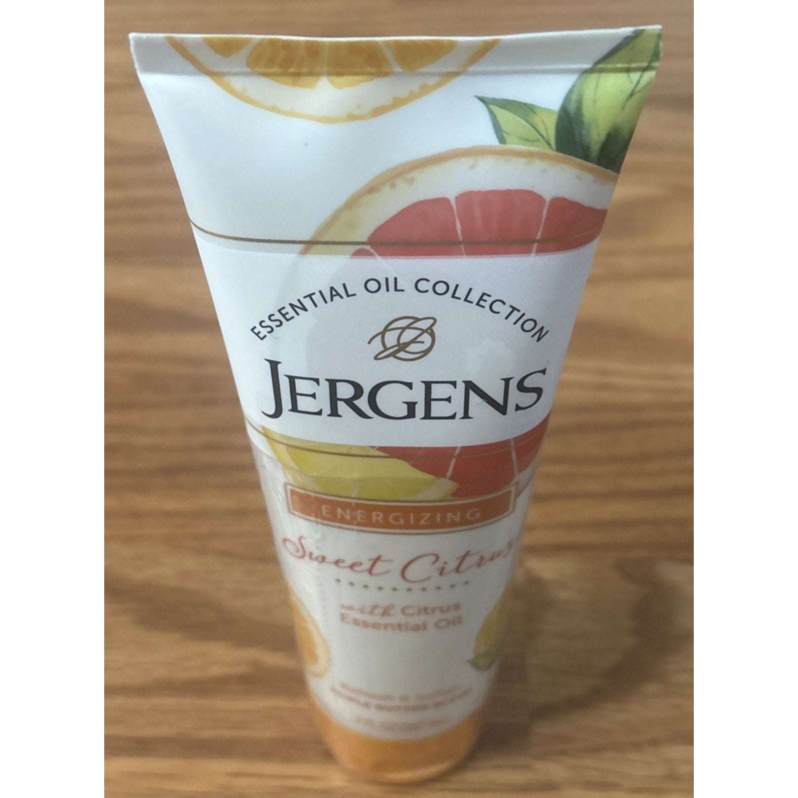 Jergens Energizing Sweet Citrus Body Butter Body Lotion, Moisturizer, 7 fl oz