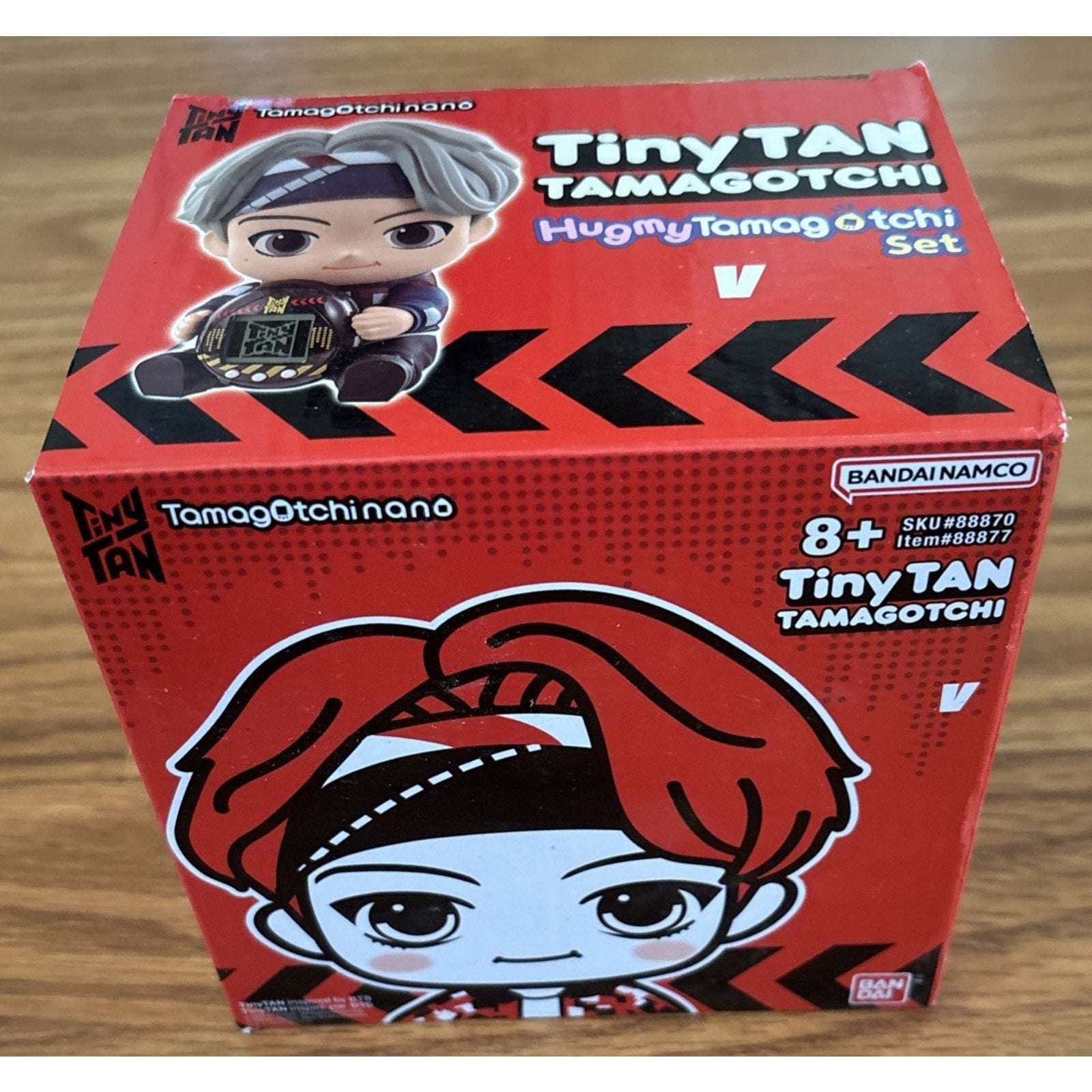 KPOP BTS TinyTAN Hugmy TAMAGOTCHI V Vinyl Figure Set Fan Collectable Toy BANDAI