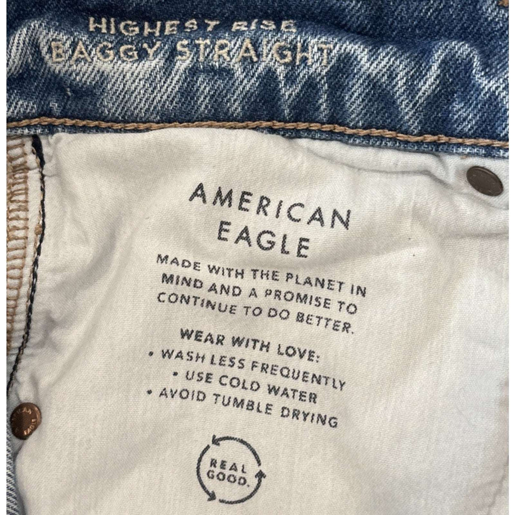 AE American Eagle Strigid Ripped Highest Waist Baggy Straight Jeans Size 8
