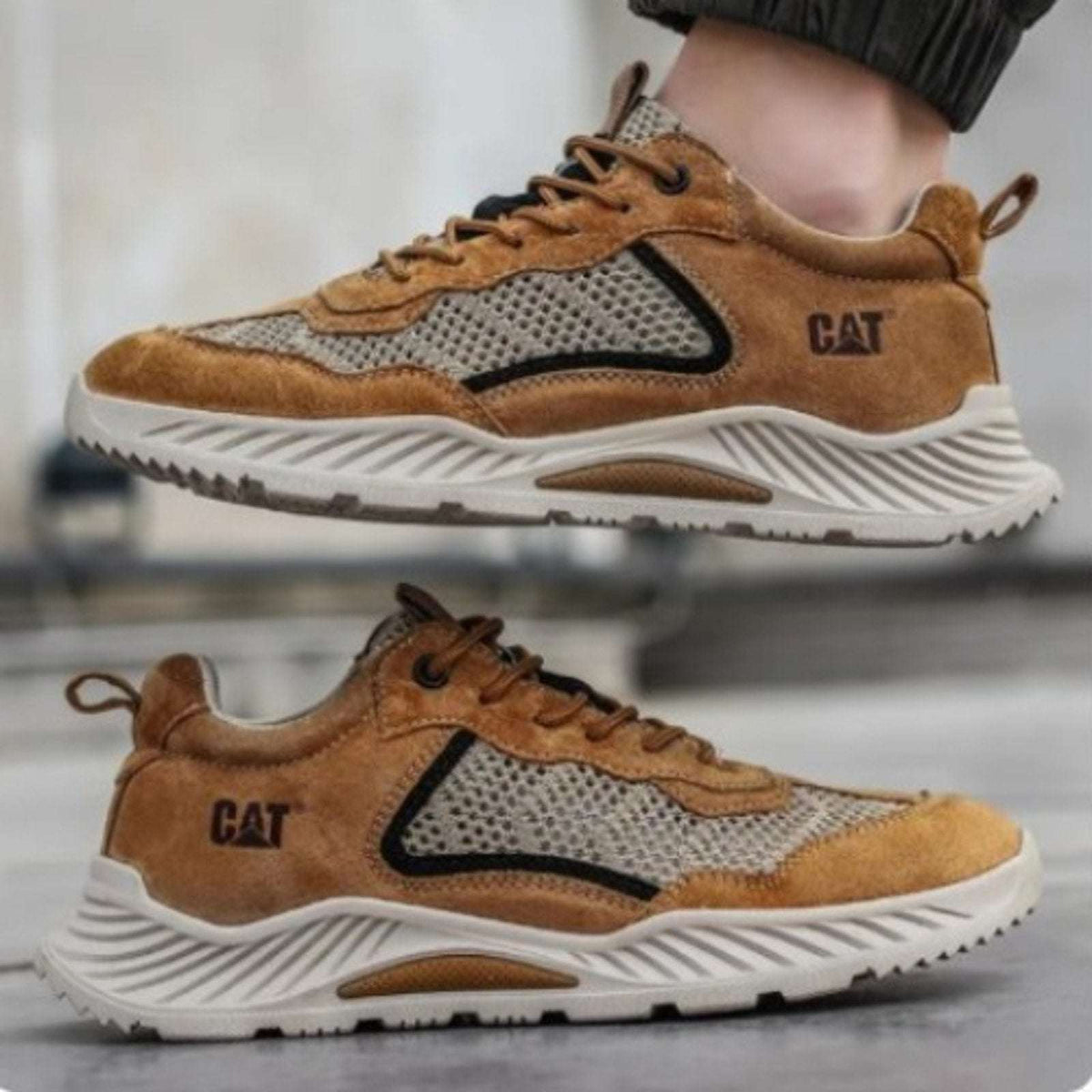 Caterpillar CAT Suede & Mesh Non-Slip Lace-Up Low Cut Sneakers Men's Sz 10 Wide
