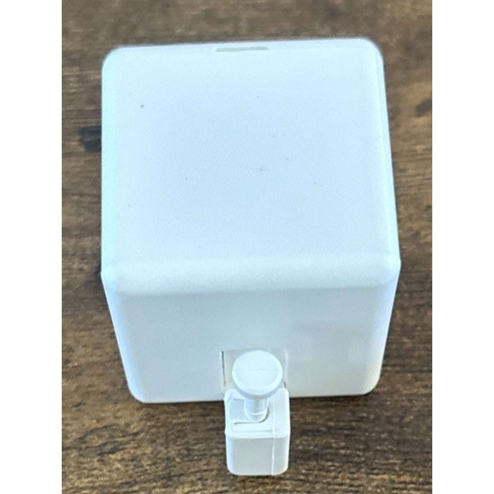 Fingerbot Smart Switch Button Pusher Wireless App & Voice Control + Tool Pack