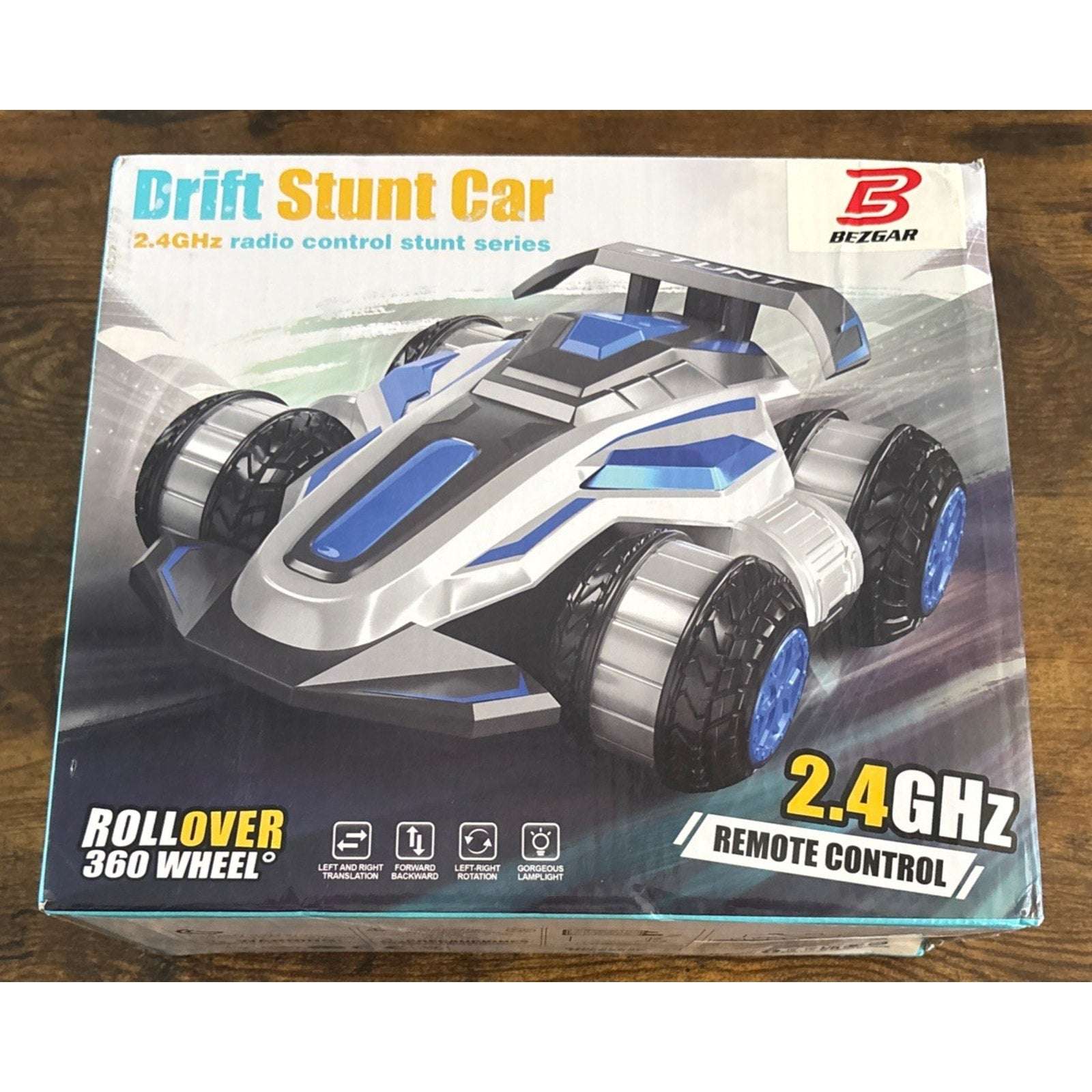 Bezgar 4WD RC Drift Stunt Car 360° Spin, Walking, Music, Lights, Rechargeable,