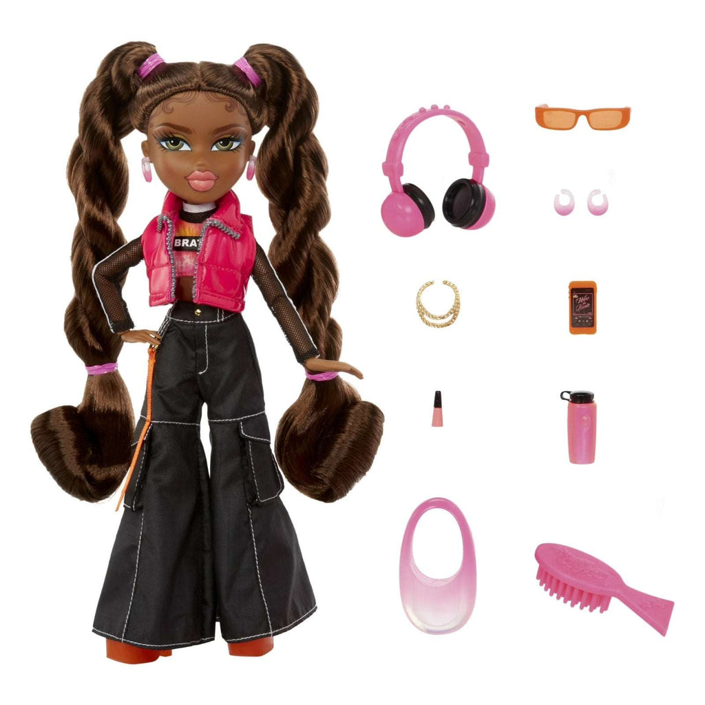 4 Original Alwayz Bratz Fashion Dolls Lot Yasmin Jade Sasha & Cloe + Accessories