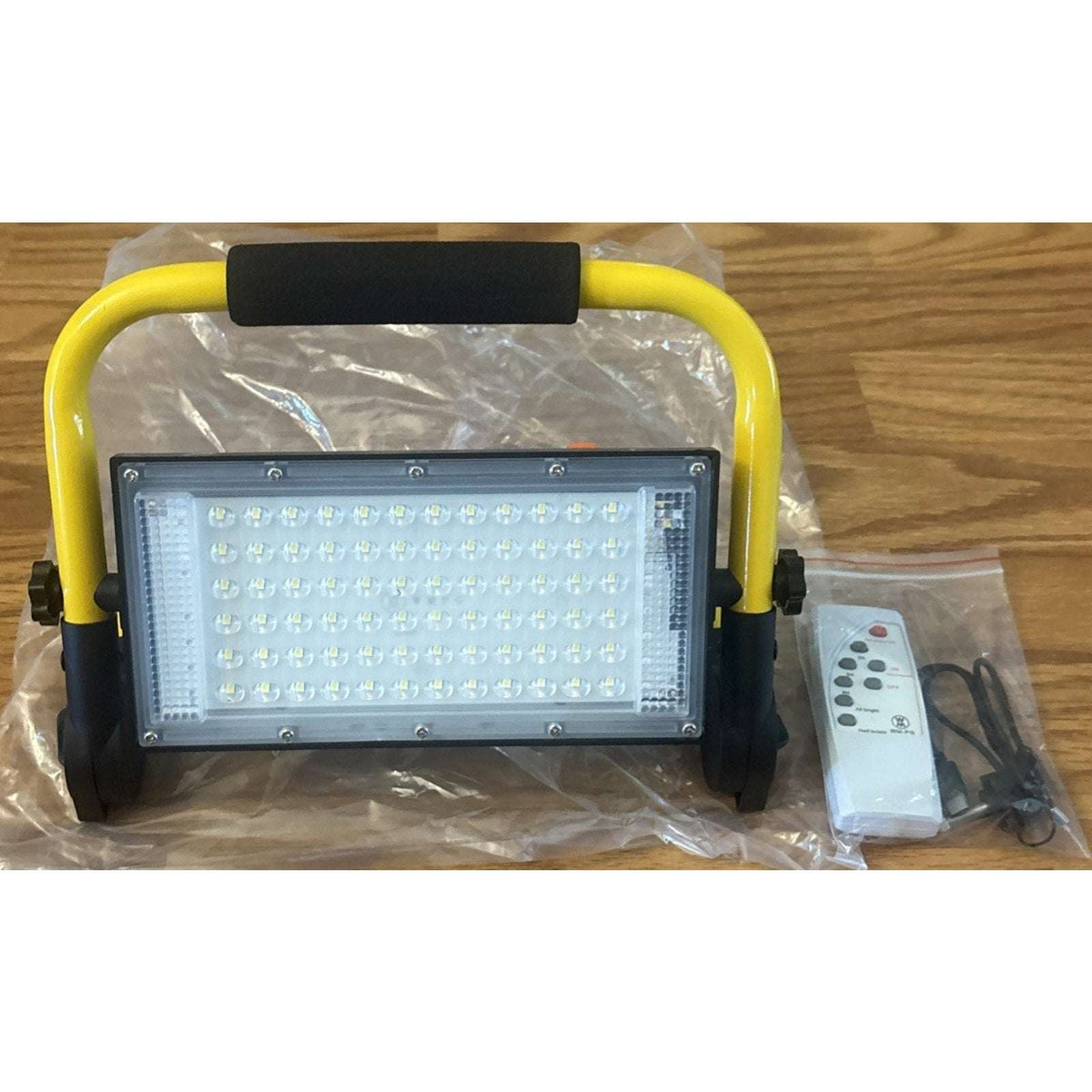 80W Solar LED Work Light 8000lm 13500mAh Rechargeable Battery Stand Timer Remote