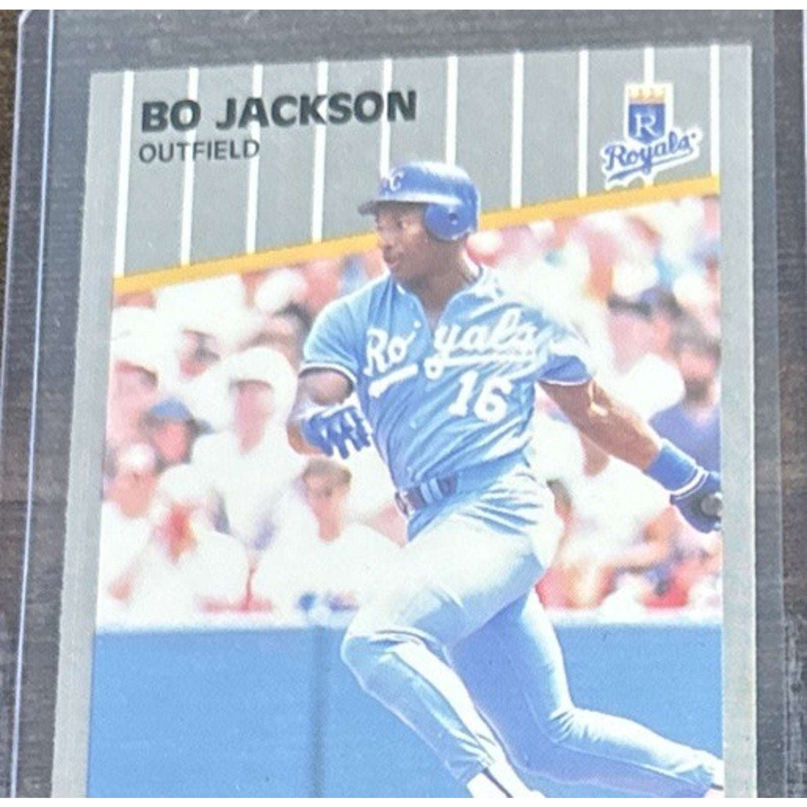 1989 FLEER #285 BO JACKSON - KANSAS CITY ROYALS - Pack to Sleeve - MLB Baseball