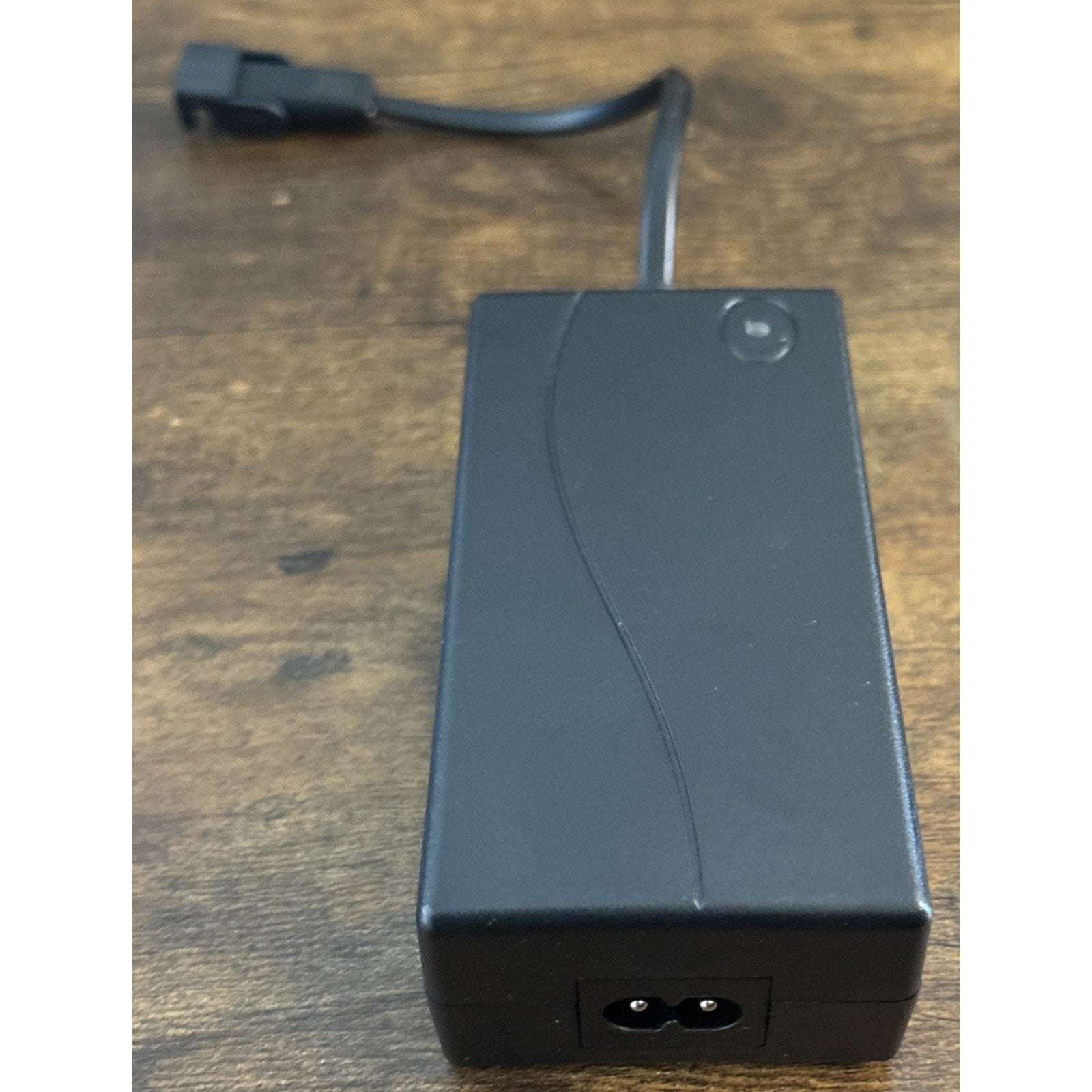 The Blue Cactus Universal Furniture Battery Pack LCD Display Dual Modes Wireless