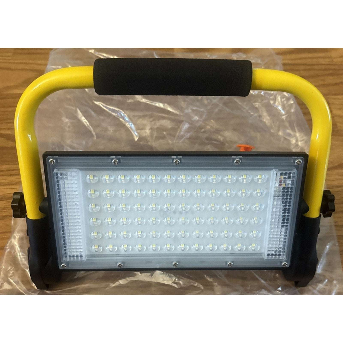 80W Solar LED Work Light 8000lm 13500mAh Rechargeable Battery Stand Timer Remote