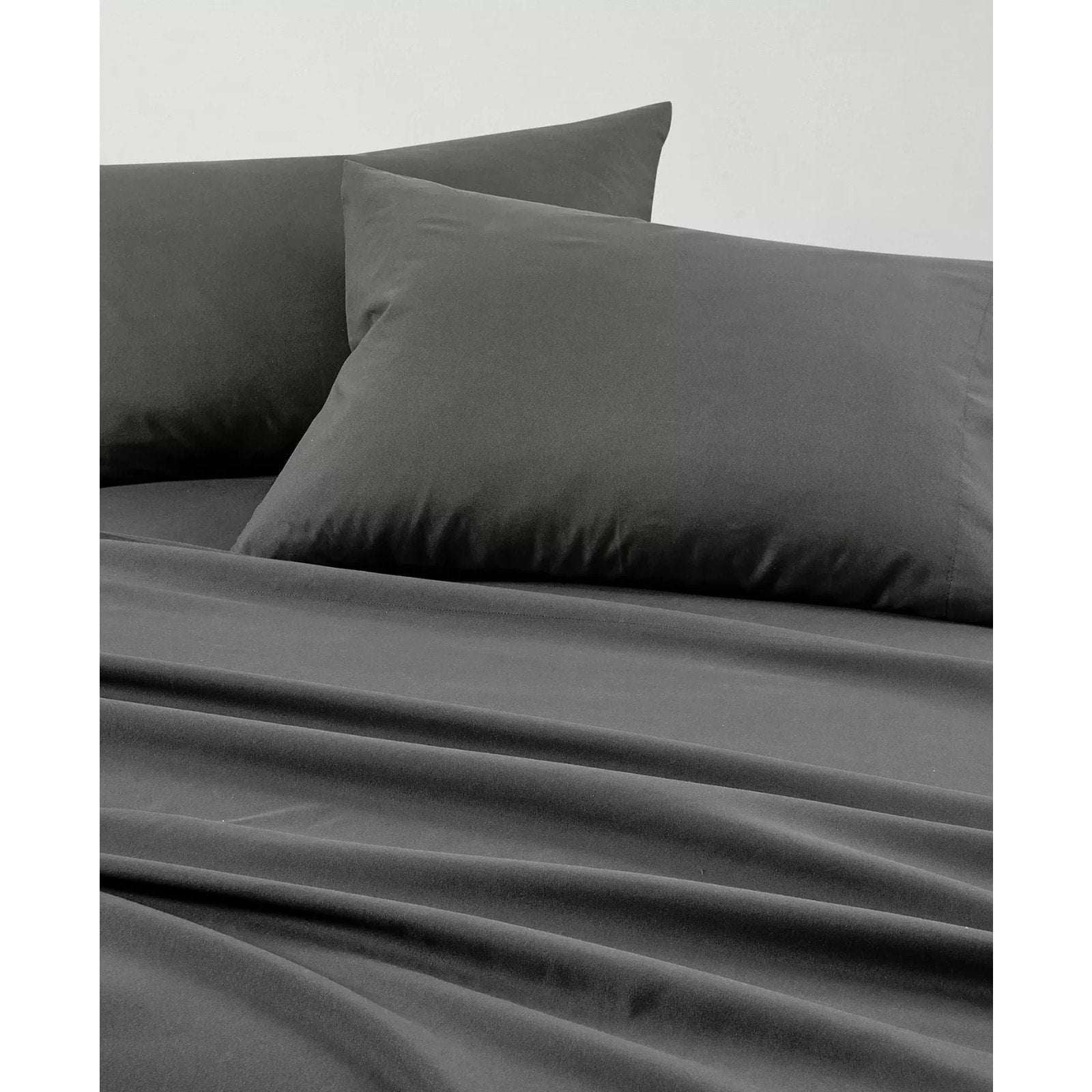 FAIRFIELD SQUARE ULTRA SOFT Wrinkle Resistant 4PC Sheet Set Dark Gray QUEEN