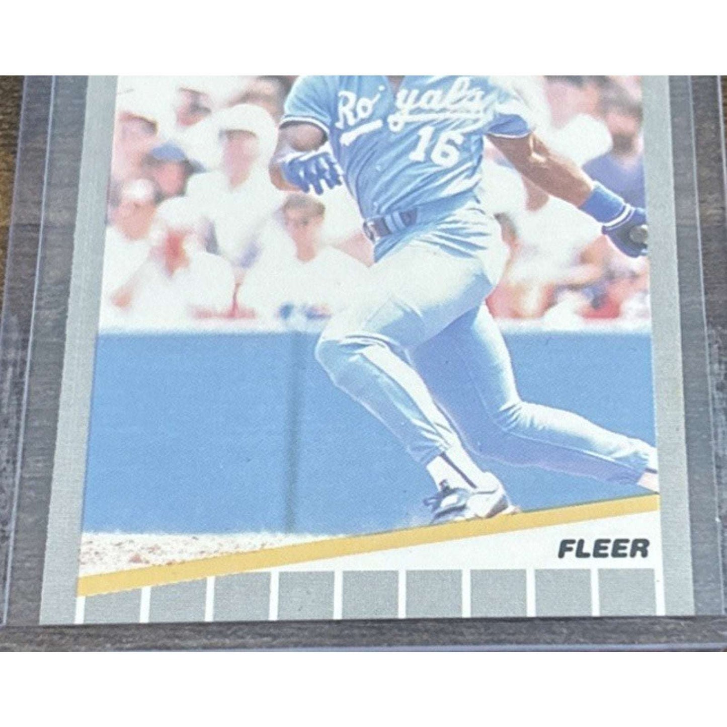 1989 FLEER #285 BO JACKSON - KANSAS CITY ROYALS - Pack to Sleeve - MLB Baseball