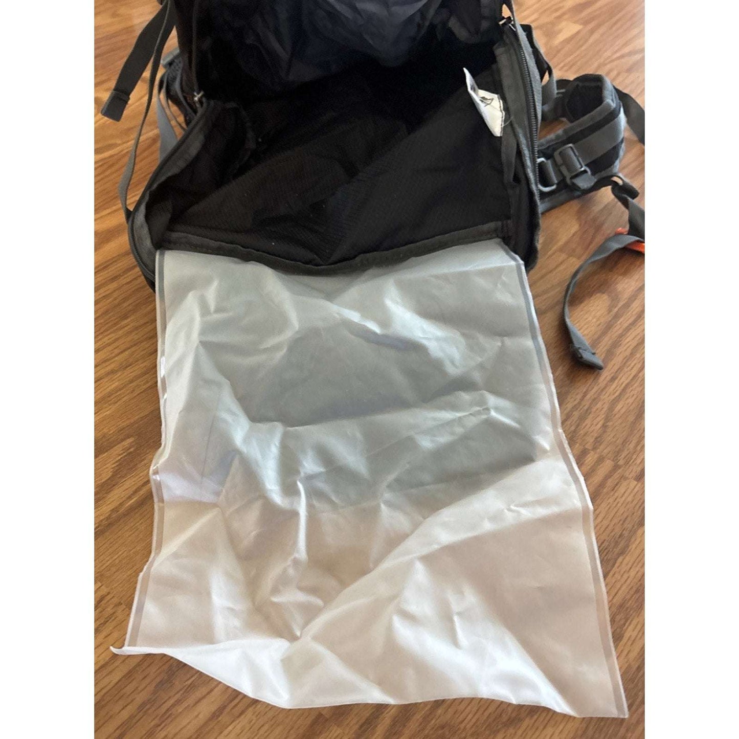 HIKING BACKPACK Lightweight Travel Daypack Black 40L VENTURE PAL Field Operation