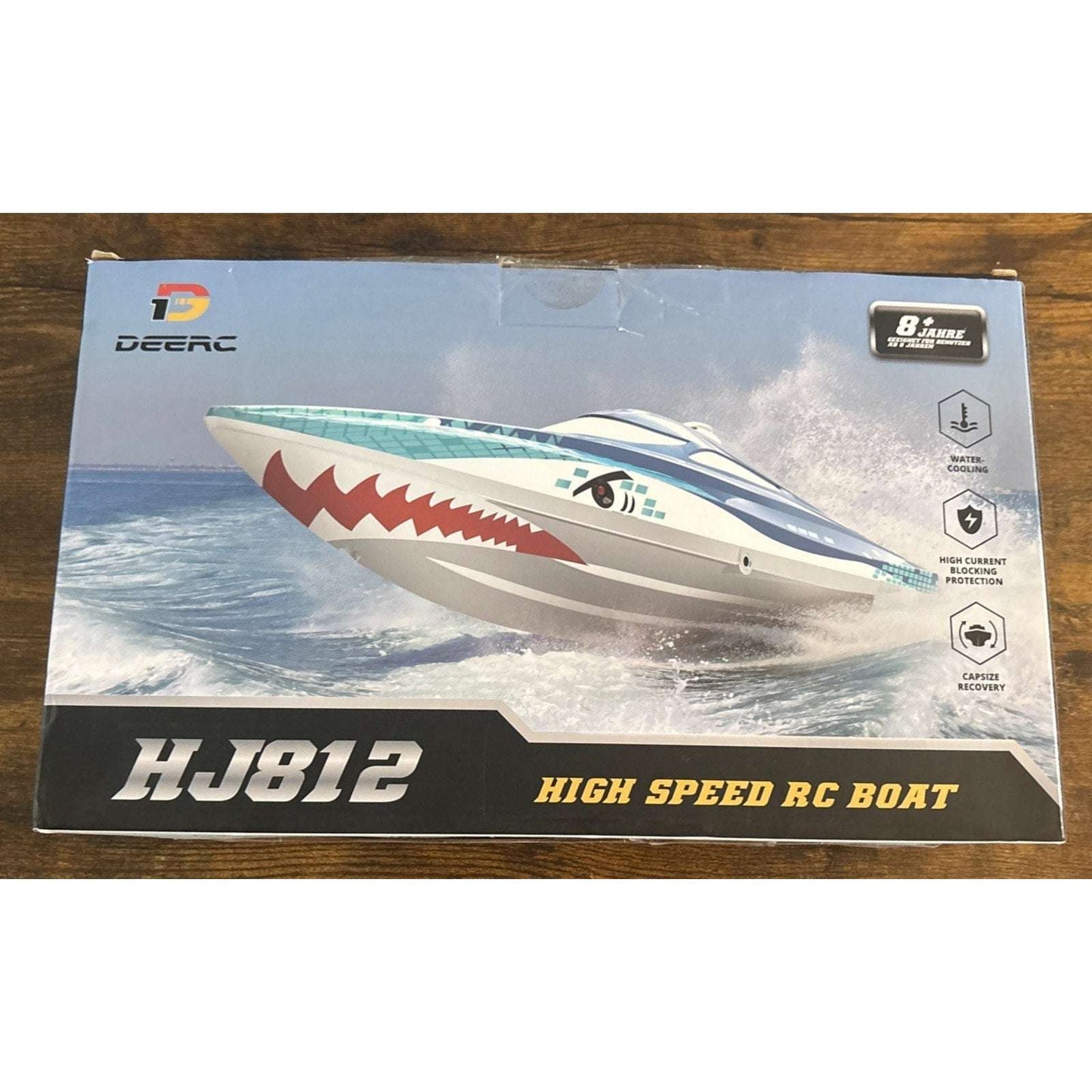 DEERC 2.4G RC Sink-Proof High Speed Racing Boat w/ LED Lights & Shark Graffiti