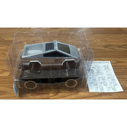 1:16 RC Amphibious Tesla 4WD All-Terrain Waterproof Monster Truck, 360° Rotation