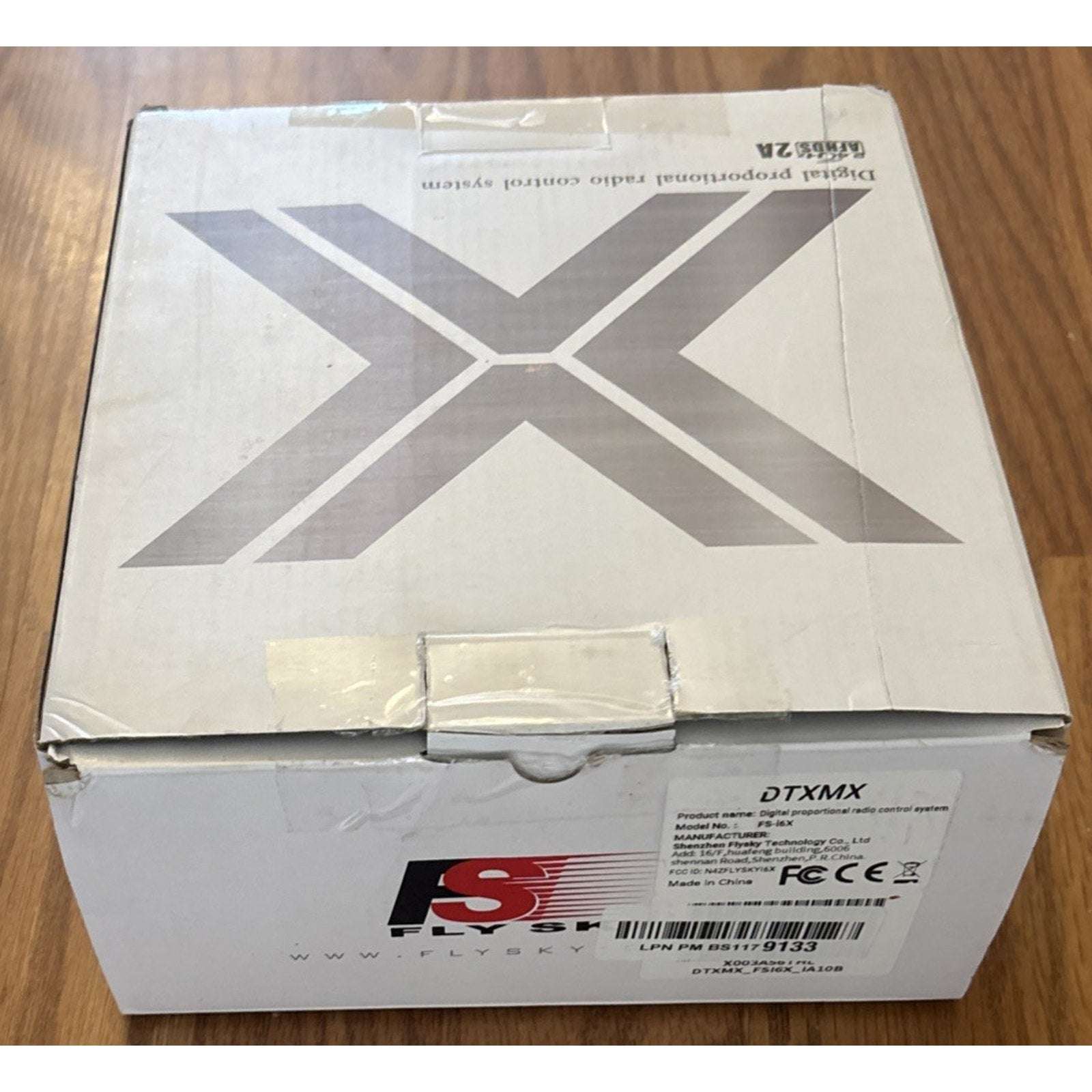 Flysky FS-i6X 2.4G 10CH RC Transmitter with FS-iA10B Receiver for RC Drone Plane