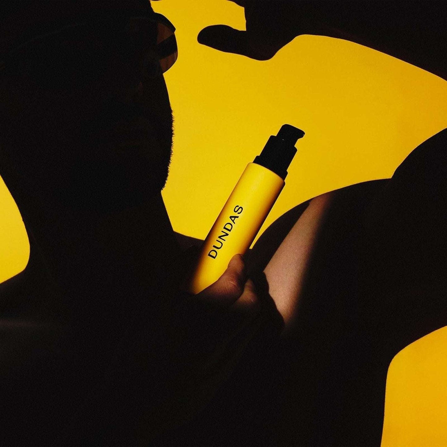 Dundas Hydratan Tinted Moisturizer Skin Tone Color Perfecting Bronzing Tanner