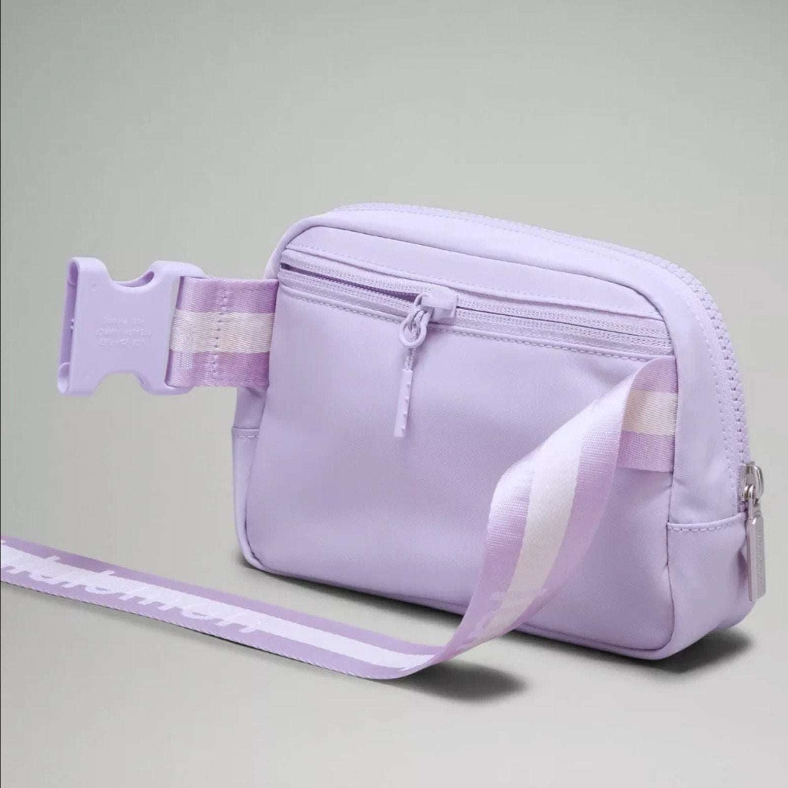 NWT Lululemon Everywhere Wordmark Crossbody Belt Bag 1L - Lilac Purple/Silver