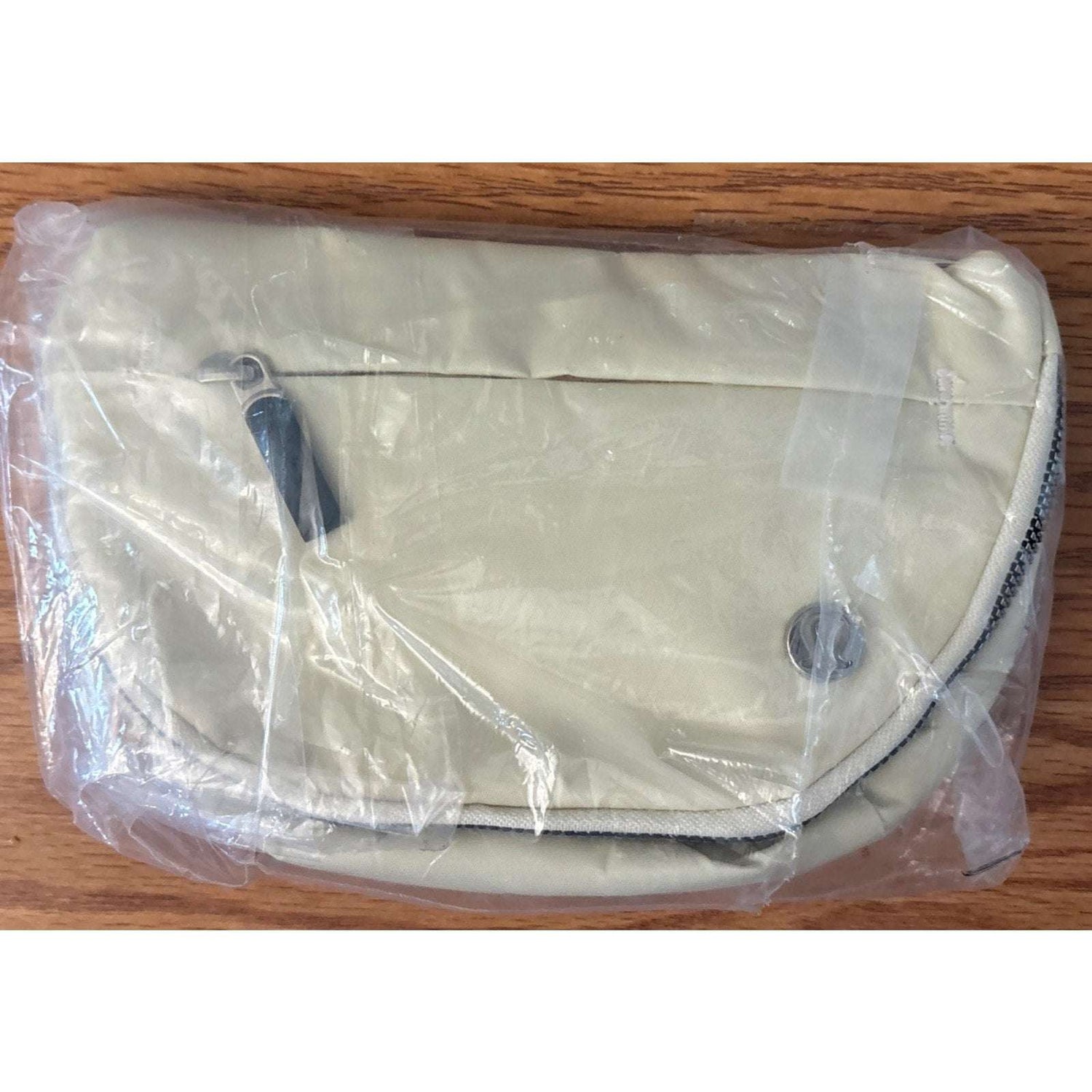 Lululemon All Night Festival Bag Micro 2L Cream Crossbody Everywhere Belt Bag