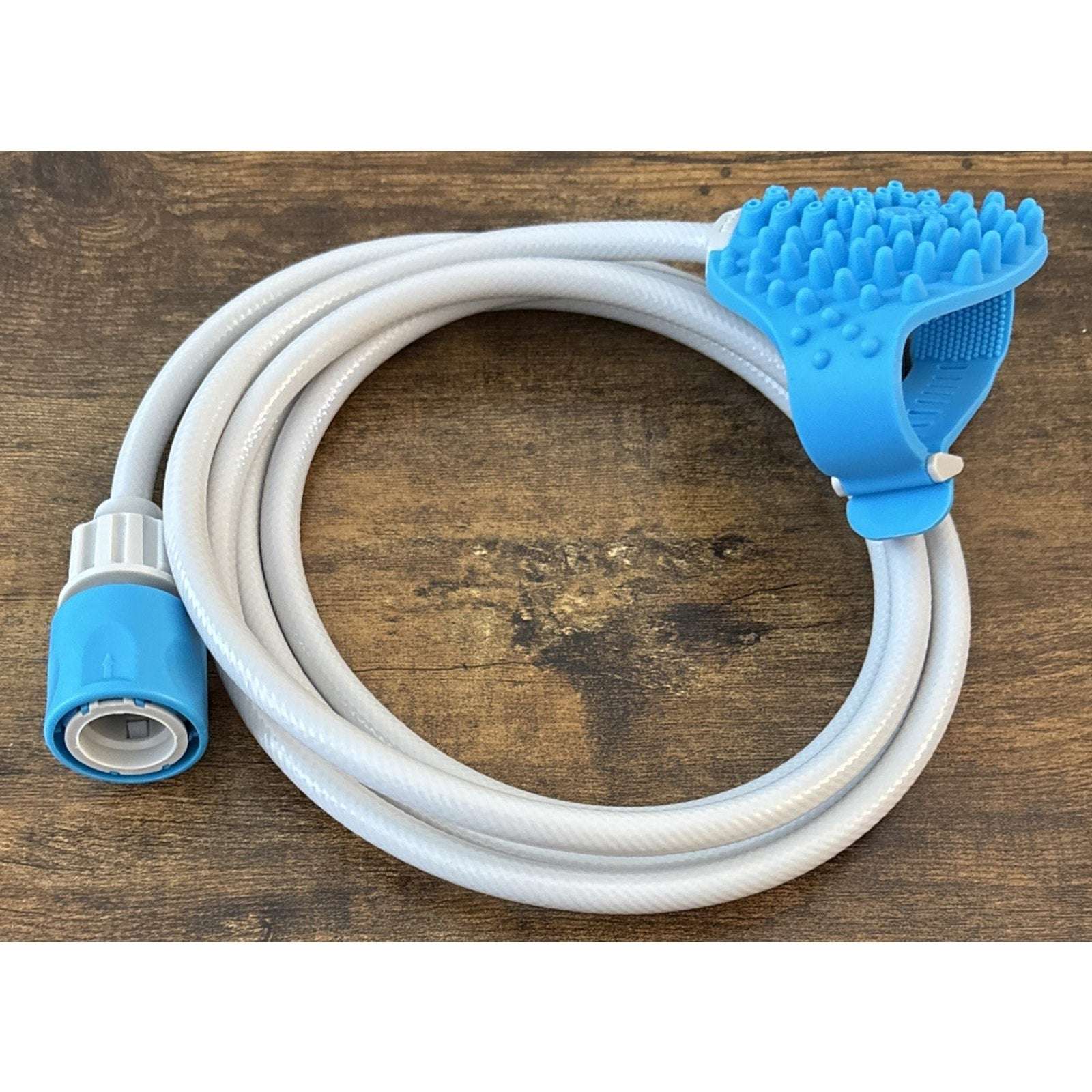AQUAPAW Dog Grooming Tool Sprayer & Scrubber Use w/ Shower or Outside Water Hose