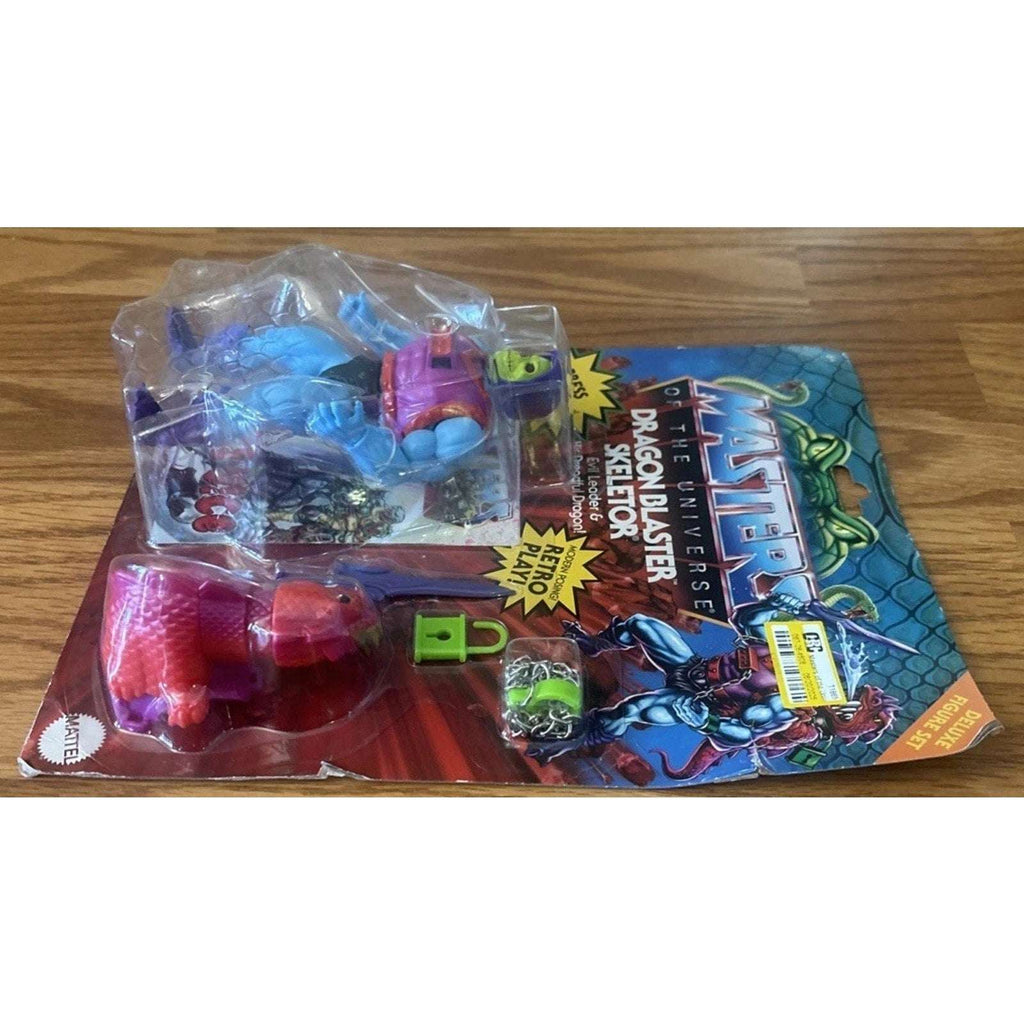 Masters of the Universe Deluxe Dragon Blaster Skeletor 2022 w/ Spraying Dragon