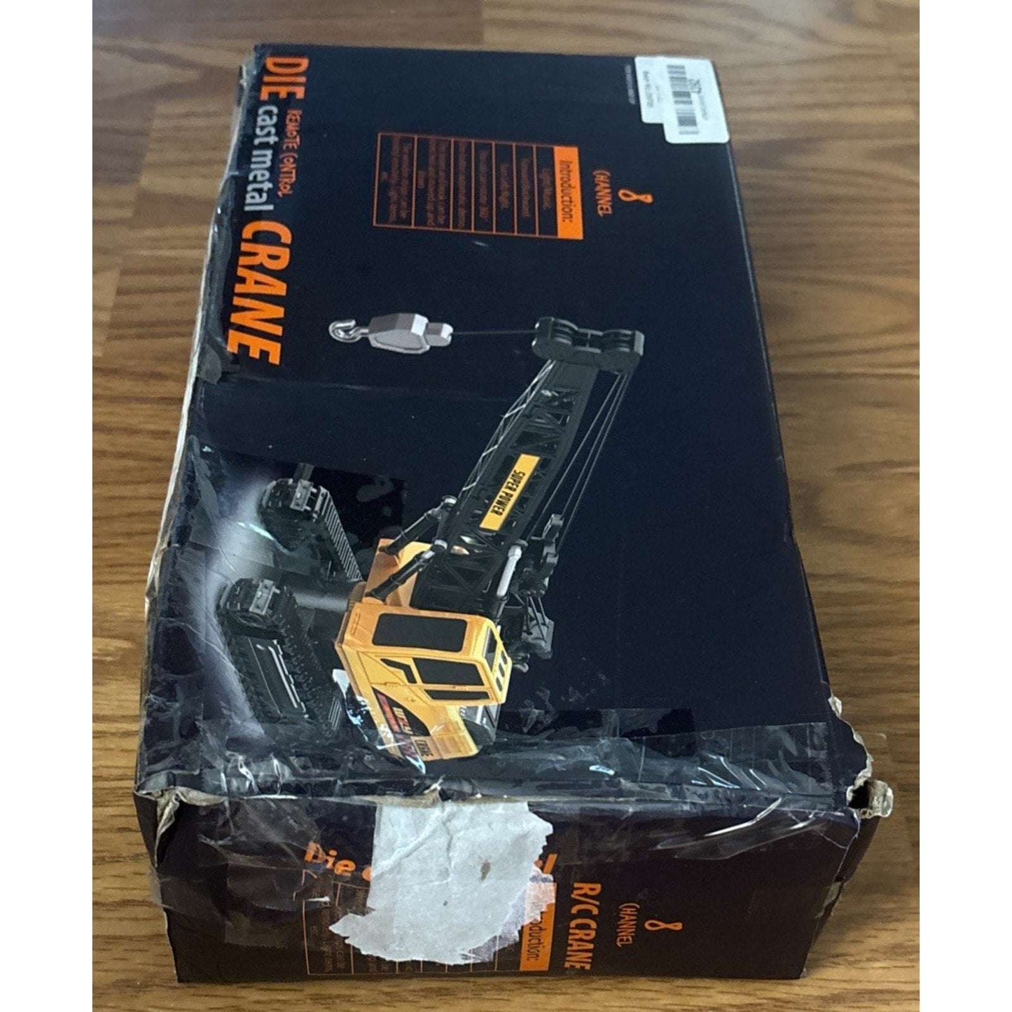 690-D1 Remote Control RC Die Cast Metal Crane 8-Channel Lights Music 360° Rotate