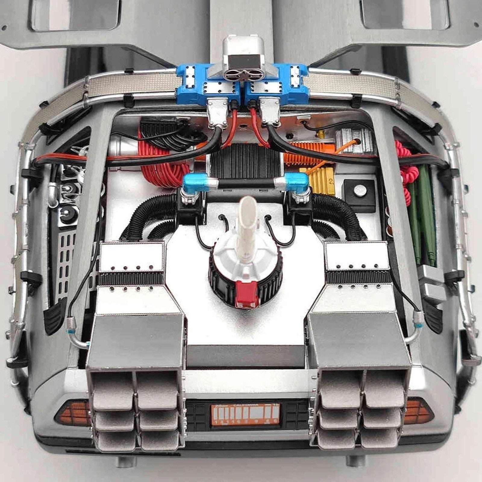 Hot Wheels Elite Back To The Future Time Machine 1:18 DeLorean Model Car BCJ97