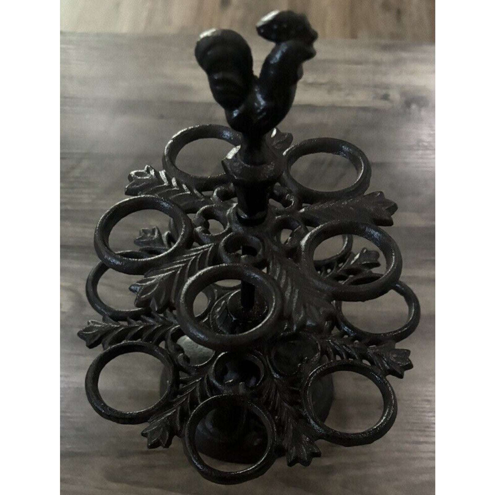 Sungmor Cast Iron 12 Eggs Holder Kitchen Tabletop Decor Rooster Design Rack