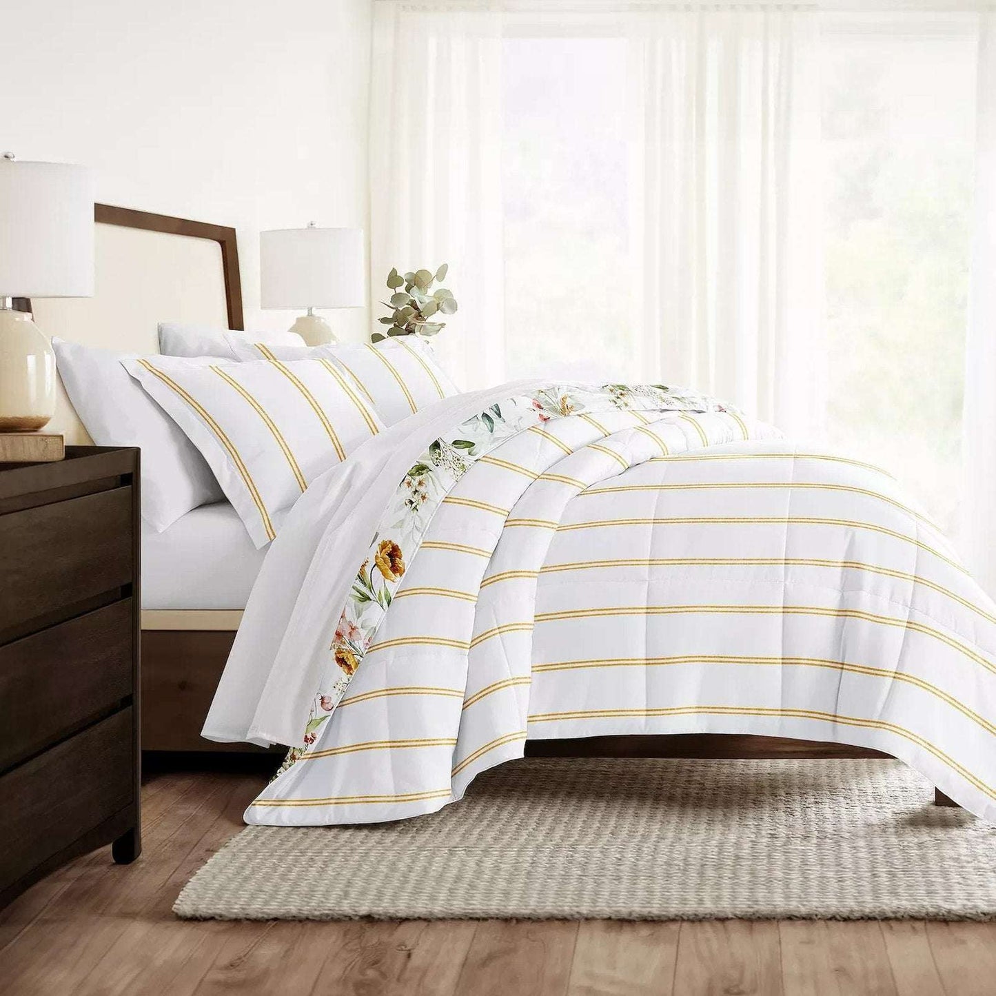 Chintz Floral Stripe Reversible All Season Down-Alternative Queen Comforter Set