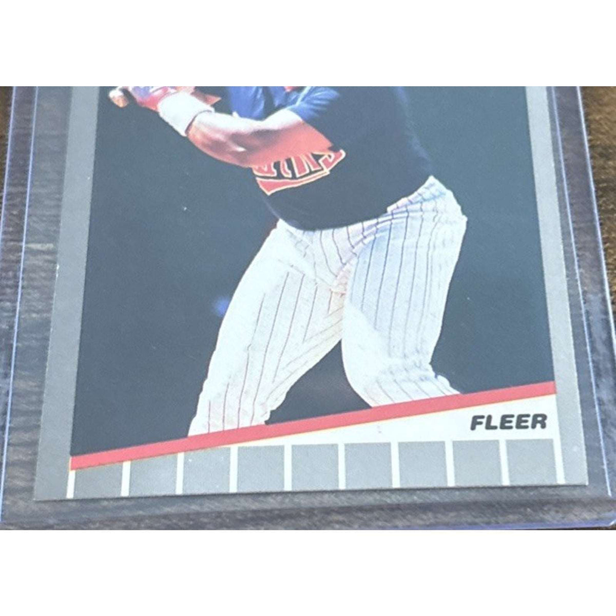 1989 FLEER #124 KIRBY PUCKETT - TWINS - FROM Pack to Sleeve - MLB Baseball