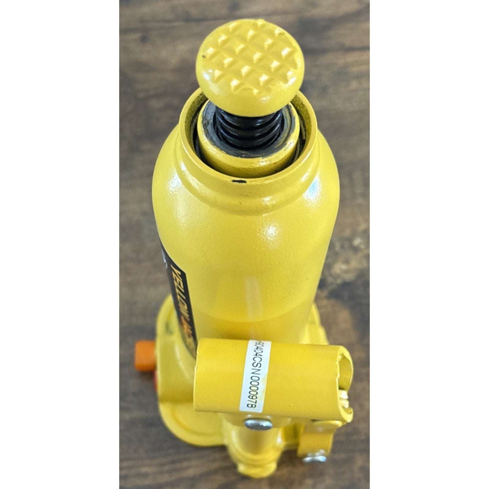Torin 4Ton (8,000 LBs) Welded Bottle Jack, Yellow Jacket W/ Case, Safety Feature