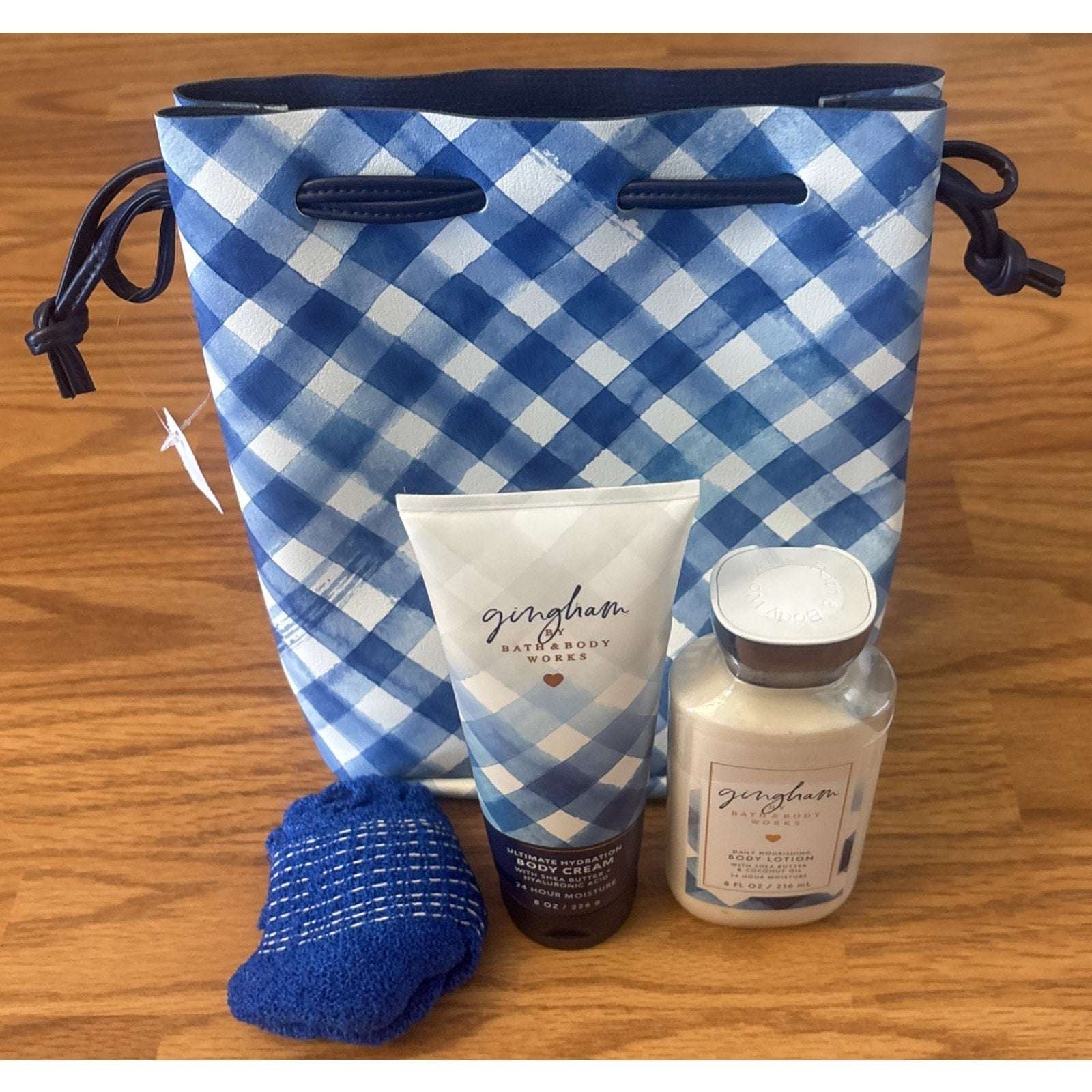 4PC Bath & Body Works Gingham Body Lotion, Cream, Exfoliating Gloves & Bag Set