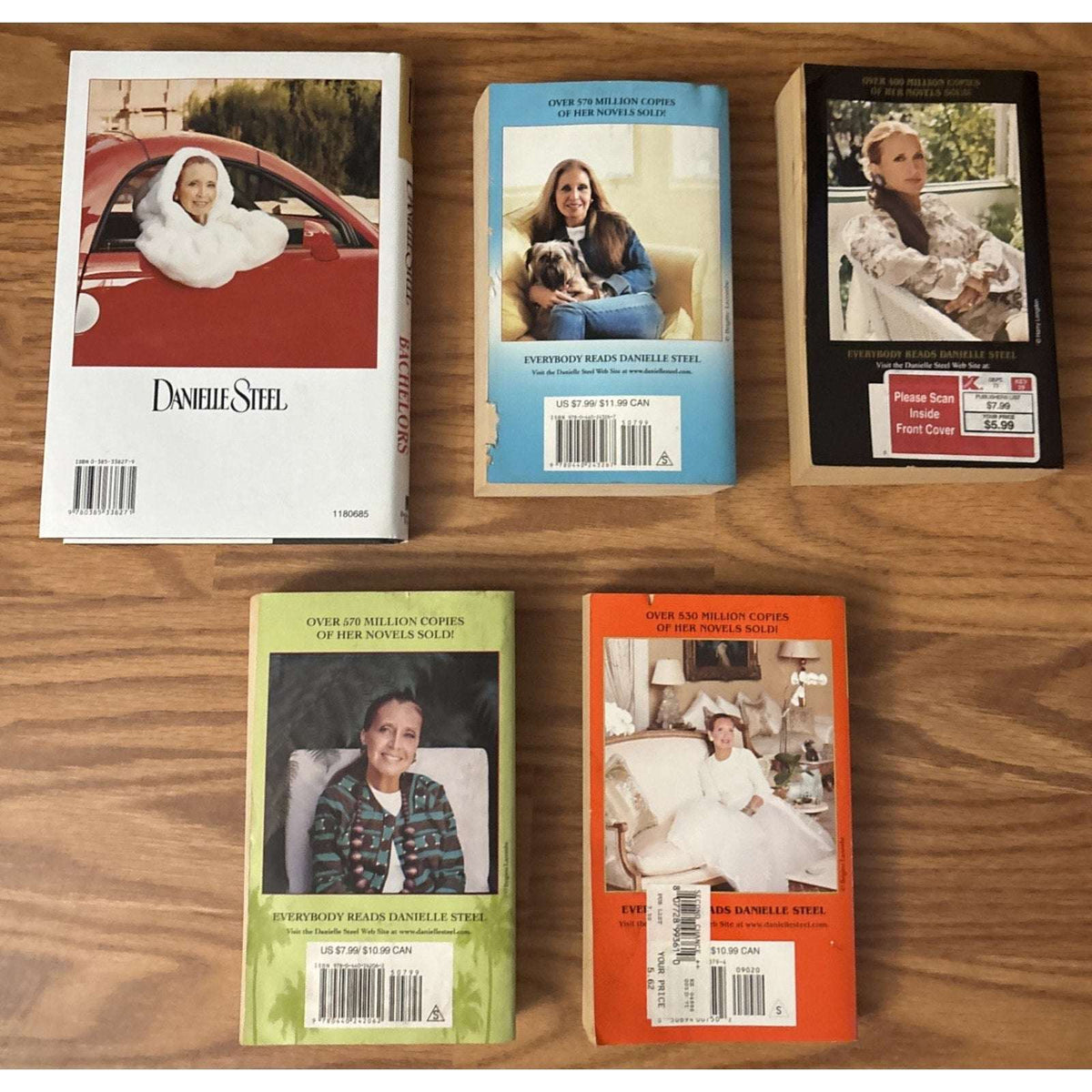 5 Danielle Steel Books Sisters, Toxic Bachelors, Mirror Image, Second Chance, Bungalow 2