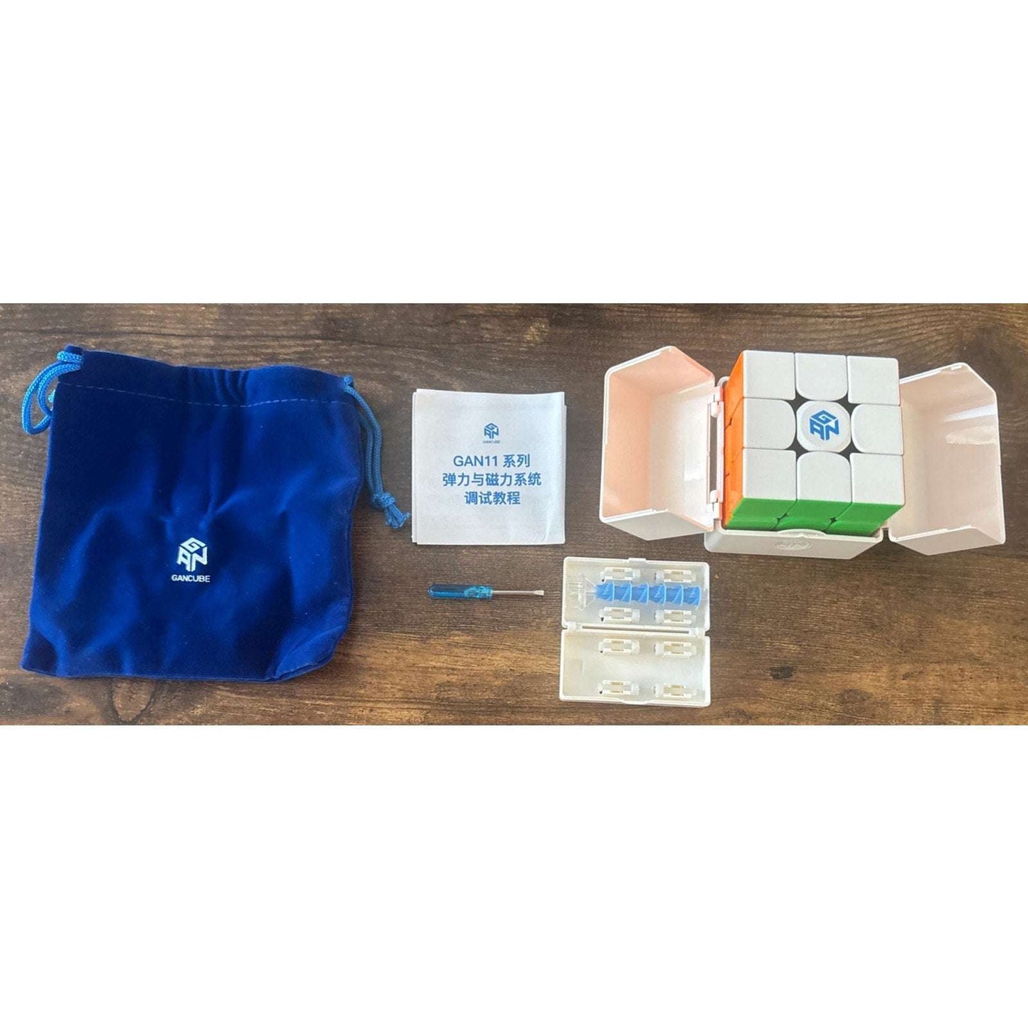 GAN 11 M Pro 3X3 Rubik's Cube/Twist Puzzle Complete With Case & Felt Carry Bag