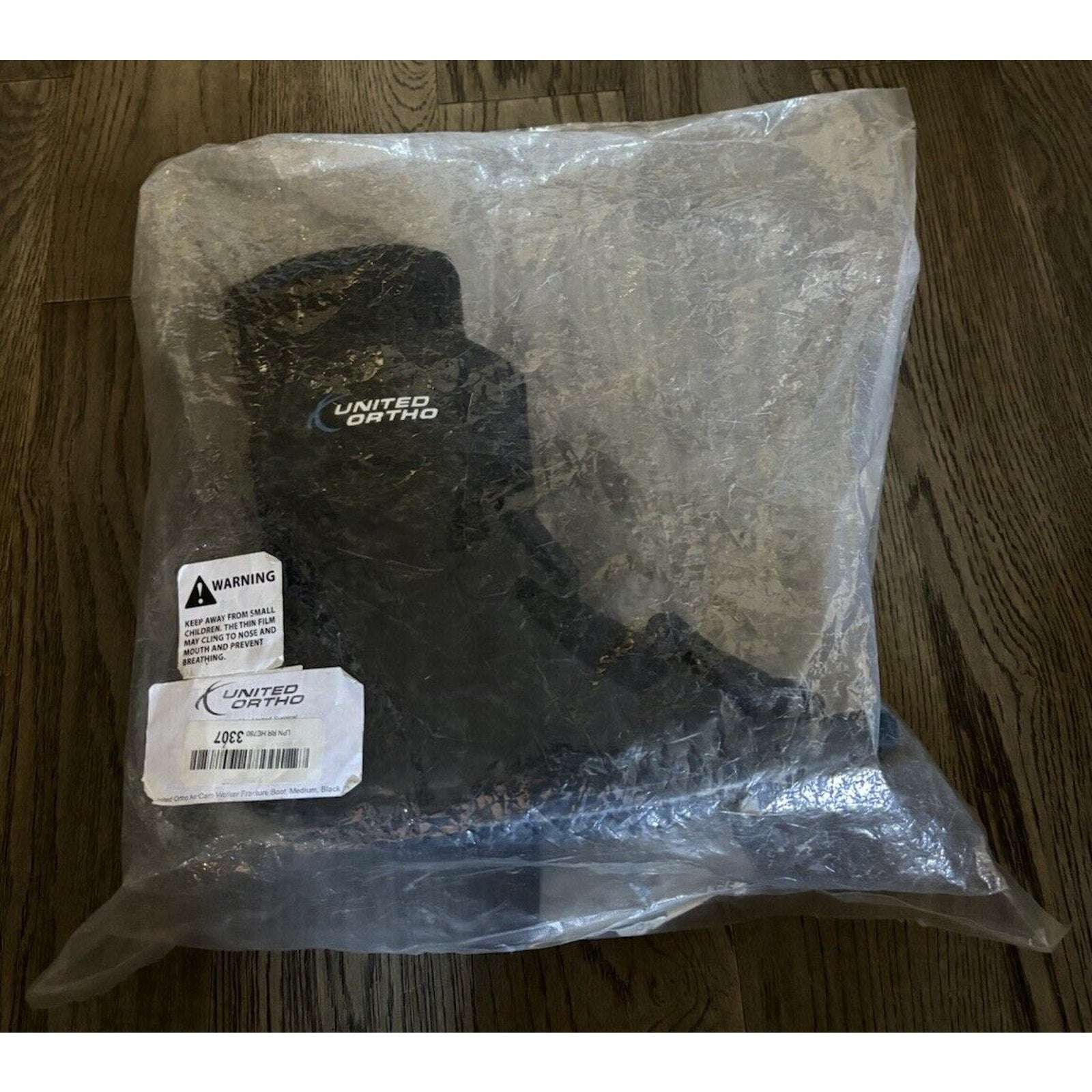 United Ortho Surgical Air Cam Walker Fracture Boot, Medium M, Black