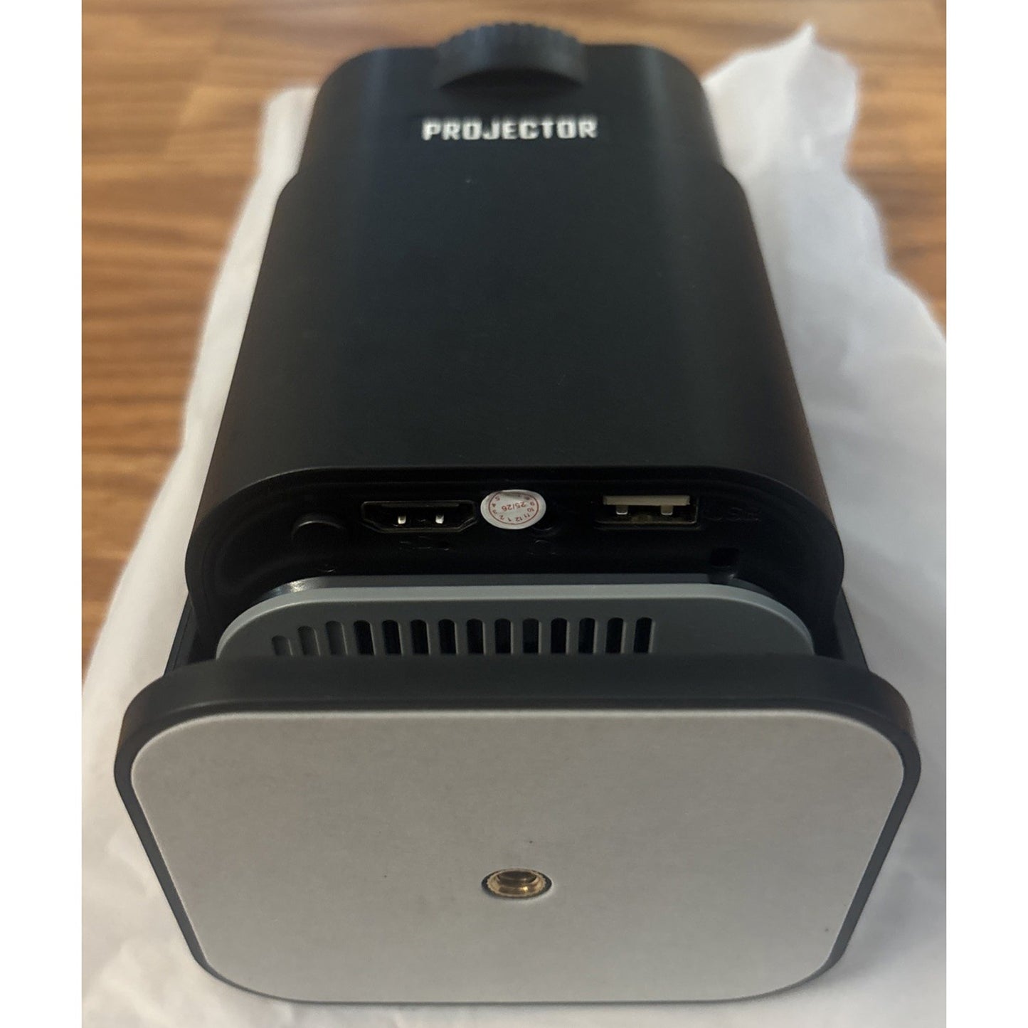 HY320 Mini Ultra HD Android 11 LCD Home Theater Projector Black HDMI USB