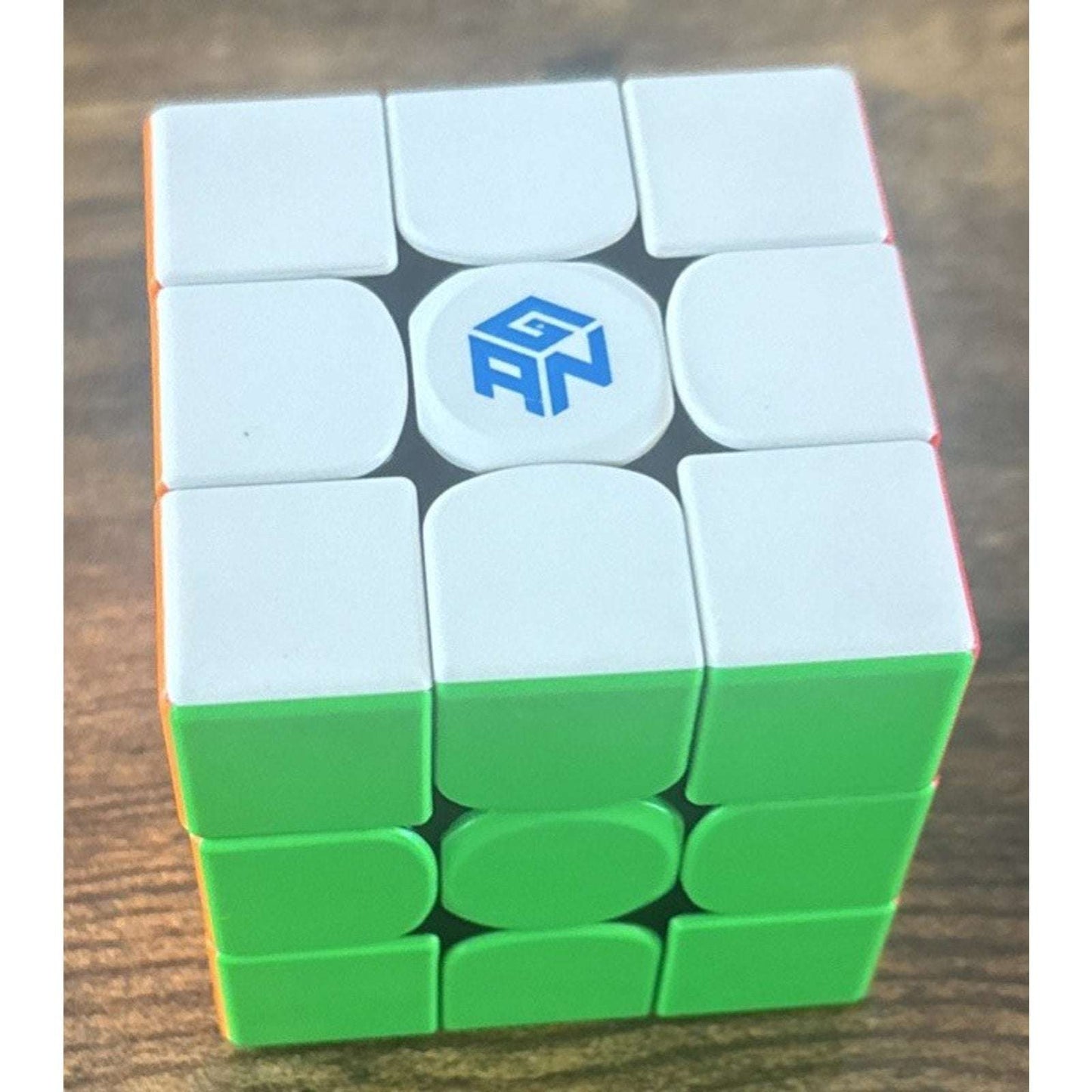 GAN 11 M Pro 3X3 Rubik's Cube/Twist Puzzle Complete With Case & Felt Carry Bag