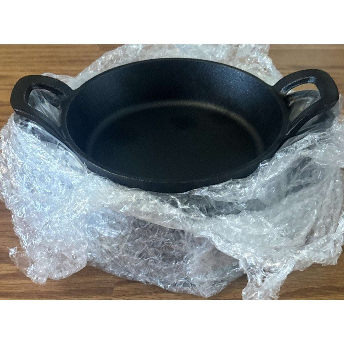 Set of 6 Mini Cast Iron Skillets Pans with Double Handles, 6.3 x 6.3 x 1.5 Inch