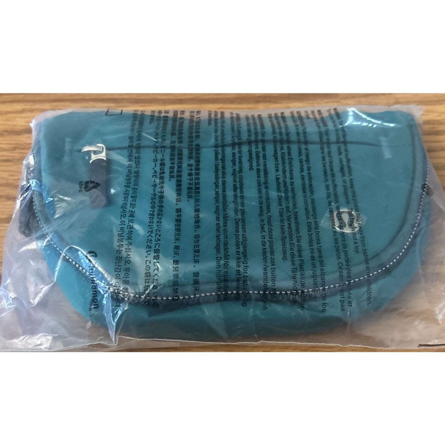 Lululemon ALL NIGHT FESTIVAL BAG 2L Micro Everywhere Belt Bag Foldover in Green