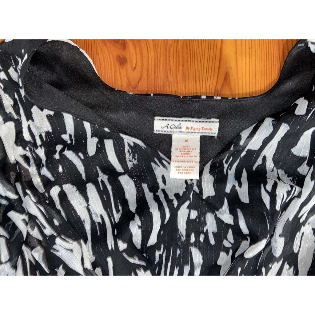 EUC! A. Calin by Flying Tomato Black & Metallic Kimono Sleeve Blouse Sz M