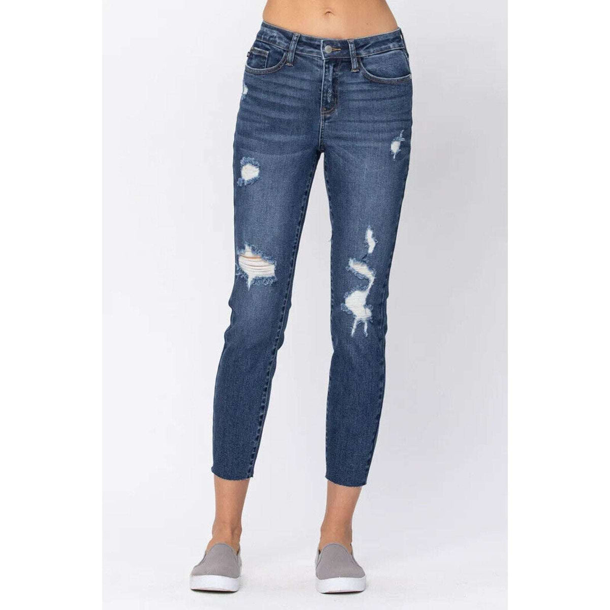 Judy Blue Relaxed Fit Skinny Leg Ripped Distressed Raw Fray Hem Jean Size 3 / 26
