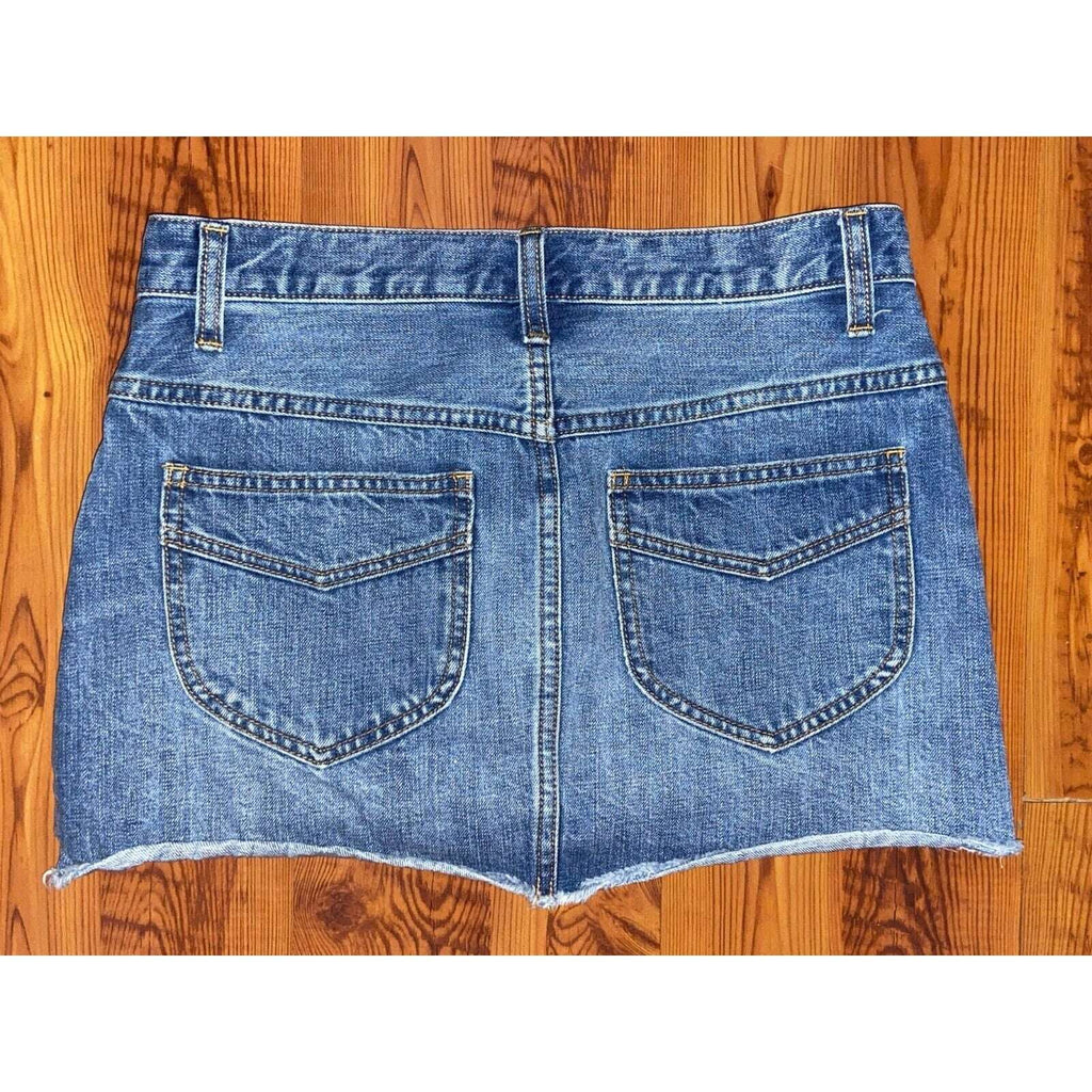 FREE PEOPLE RUGGED A-LINE Fray Hemline Denim Jean SKIRT Sz 4