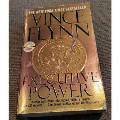 Mitch Rapp Ser.: Executive Power by Vince Flynn (2004, Trade Paperback)