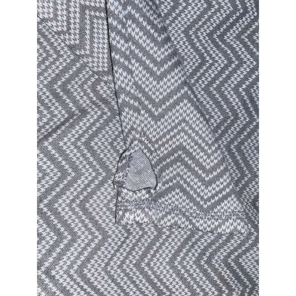 Eddie Bauer 1/2 Zip Gray Chevron Pullover with thumbholes Sz S (Small)