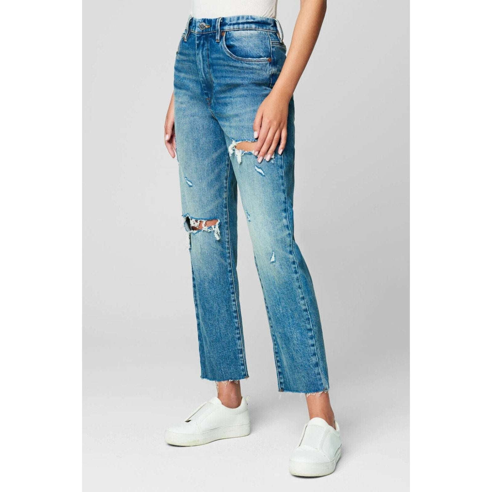 BLANK NYC The Howard Mid Rise Ripped Loose Jeans in LIFE ROLLS ON Size 29
