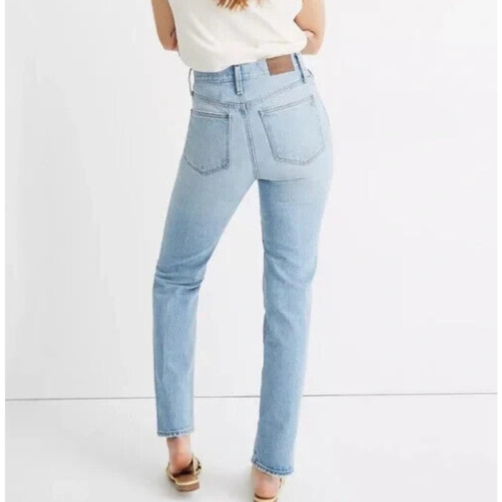 Madewell Classic Straight Leg Button Fly Distressed Jeans Size 25P in Hartsville